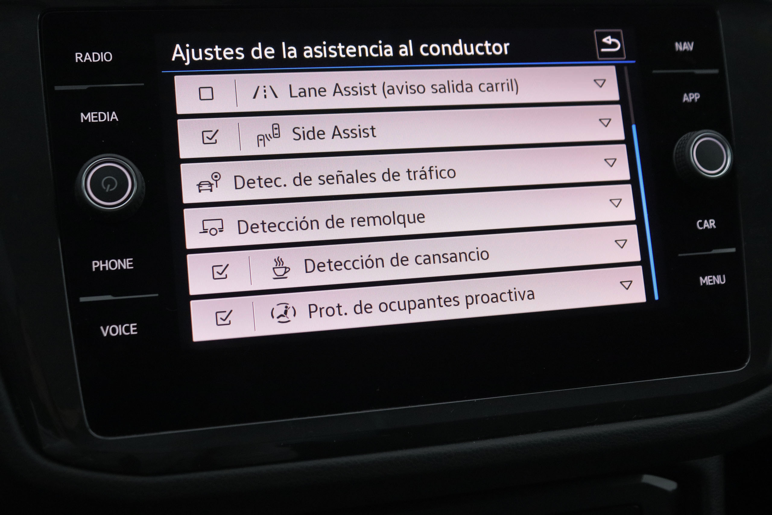 Volkswagen Tiguan 2.0 TDI LIFE 150CV 5P # IVA DEDUCIBLE, NAVY, PARKTRONIC foto 21