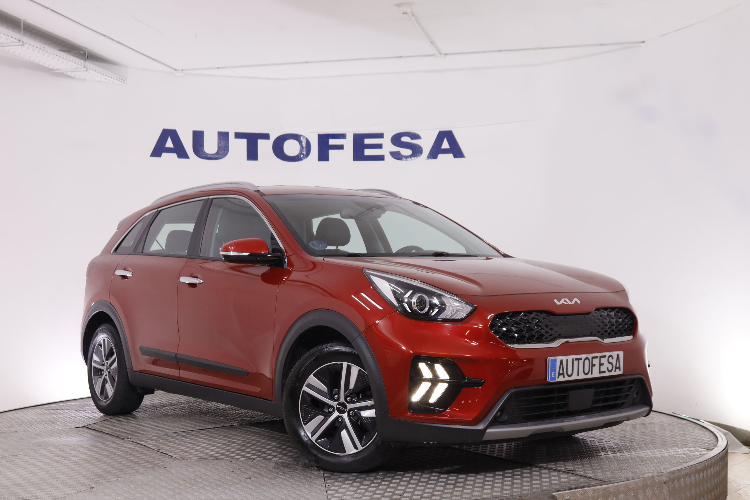 Kia Niro 1.6 HEV GDI DRIVE AUTO 141CV 5P # IVA DEDUCIBLE, NAVY, PARKTRONIC foto 3