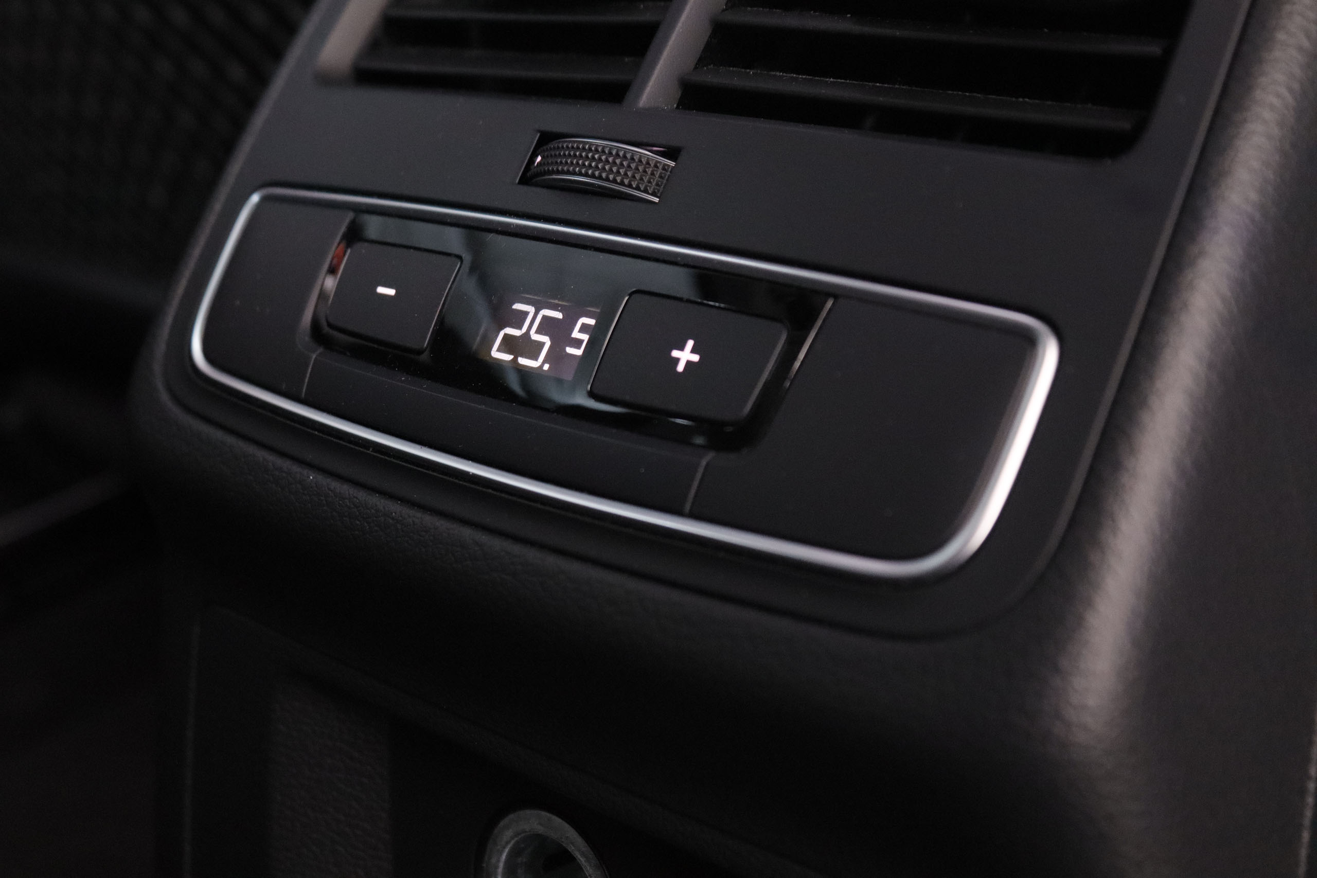 Audi A4 2.0 35 TDI S LINE AUTO 163CV MHEV 4P #GARANTIA HASTA 12/2026 NAVY, PARKTRONIC foto 28