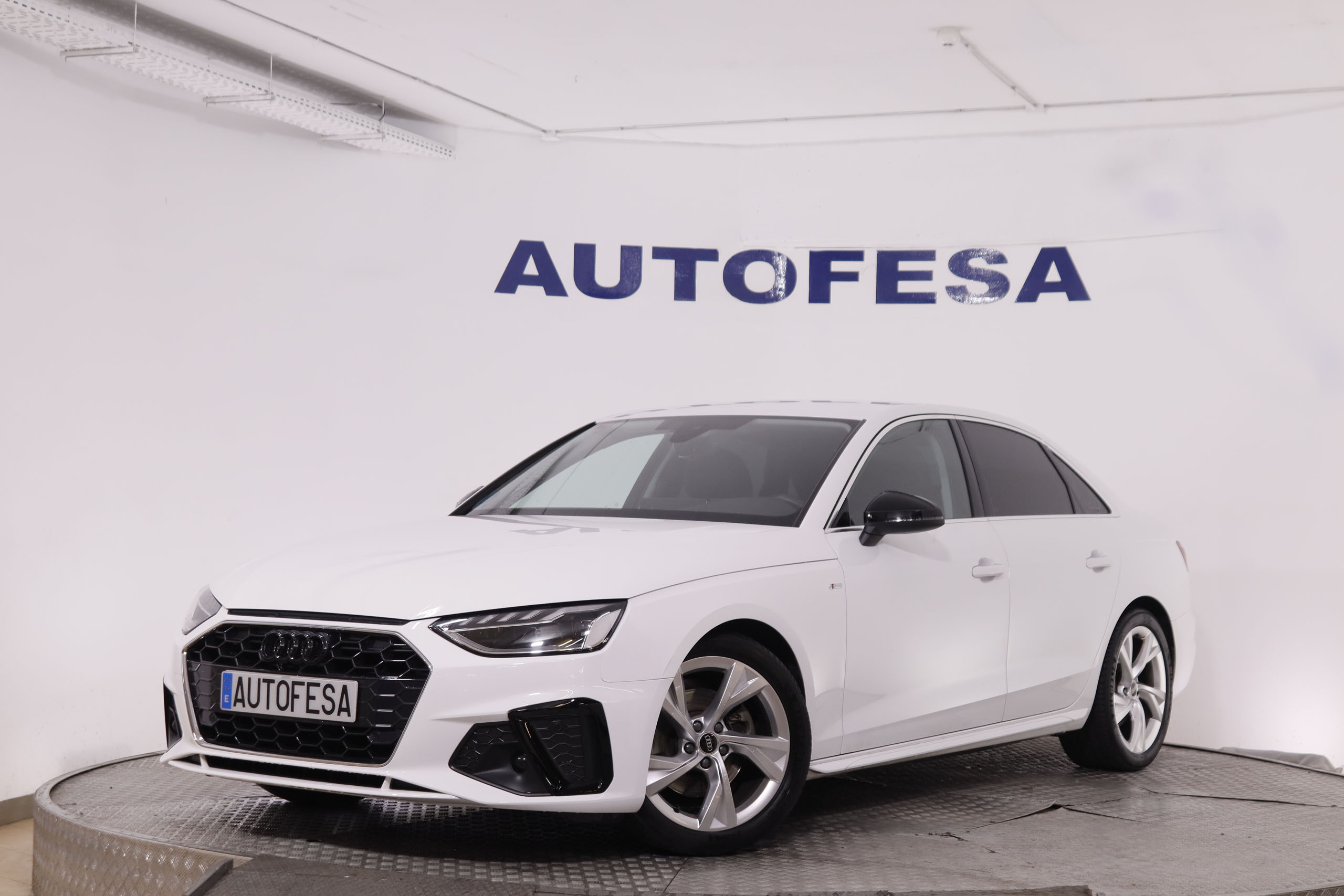 Audi A4 2.0 35 TDI S LINE AUTO 163CV MHEV 4P #GARANTIA HASTA 12/2026 NAVY, PARKTRONIC foto 1