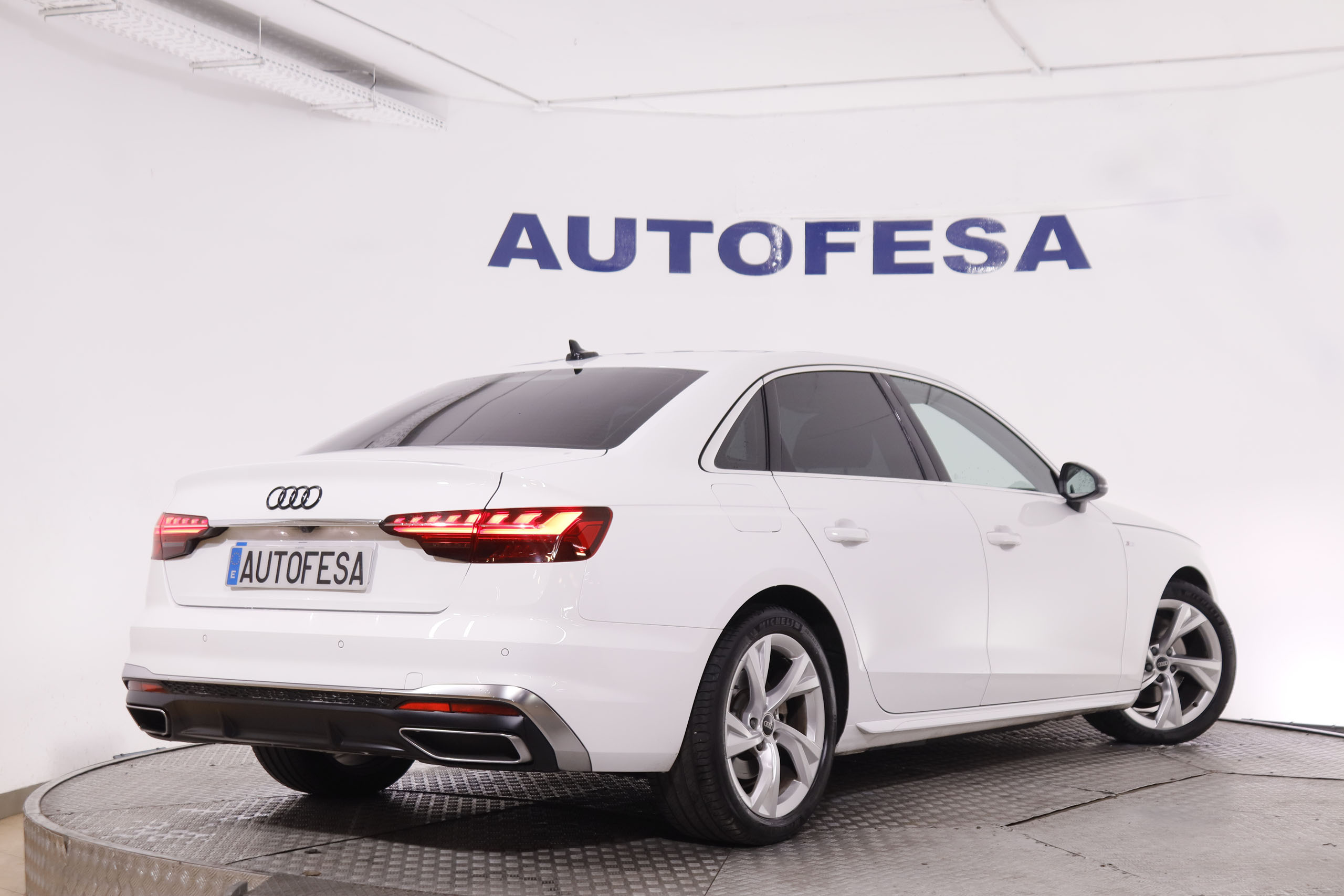 Audi A4 2.0 35 TDI S LINE AUTO 163CV MHEV 4P #GARANTIA HASTA 12/2026 NAVY, PARKTRONIC foto 5