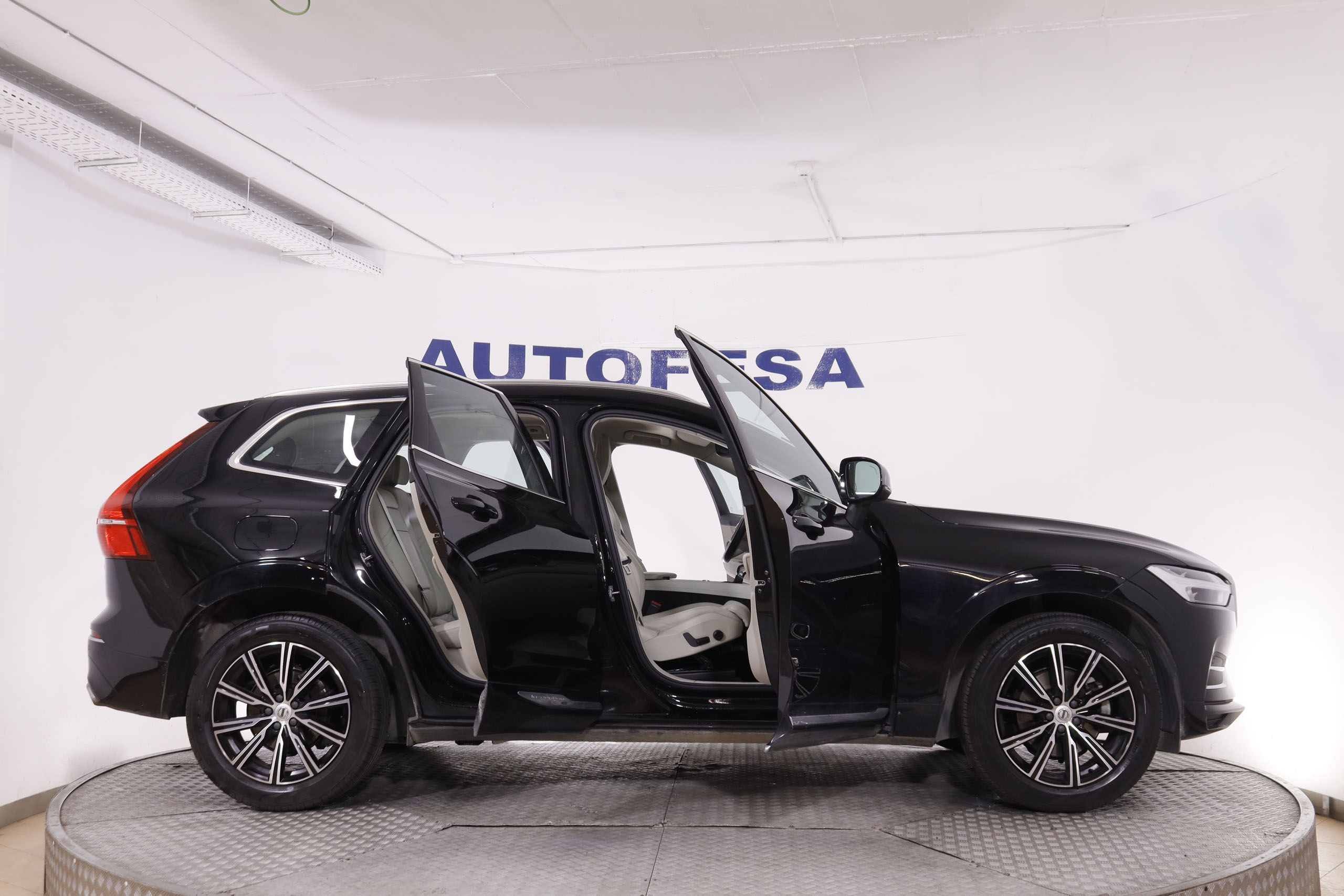 Volvo Xc 60 2.0 D4 INCRIPTION AUTO 190CV 5P # CUERO, NAVY, PARKTRONIC foto 11