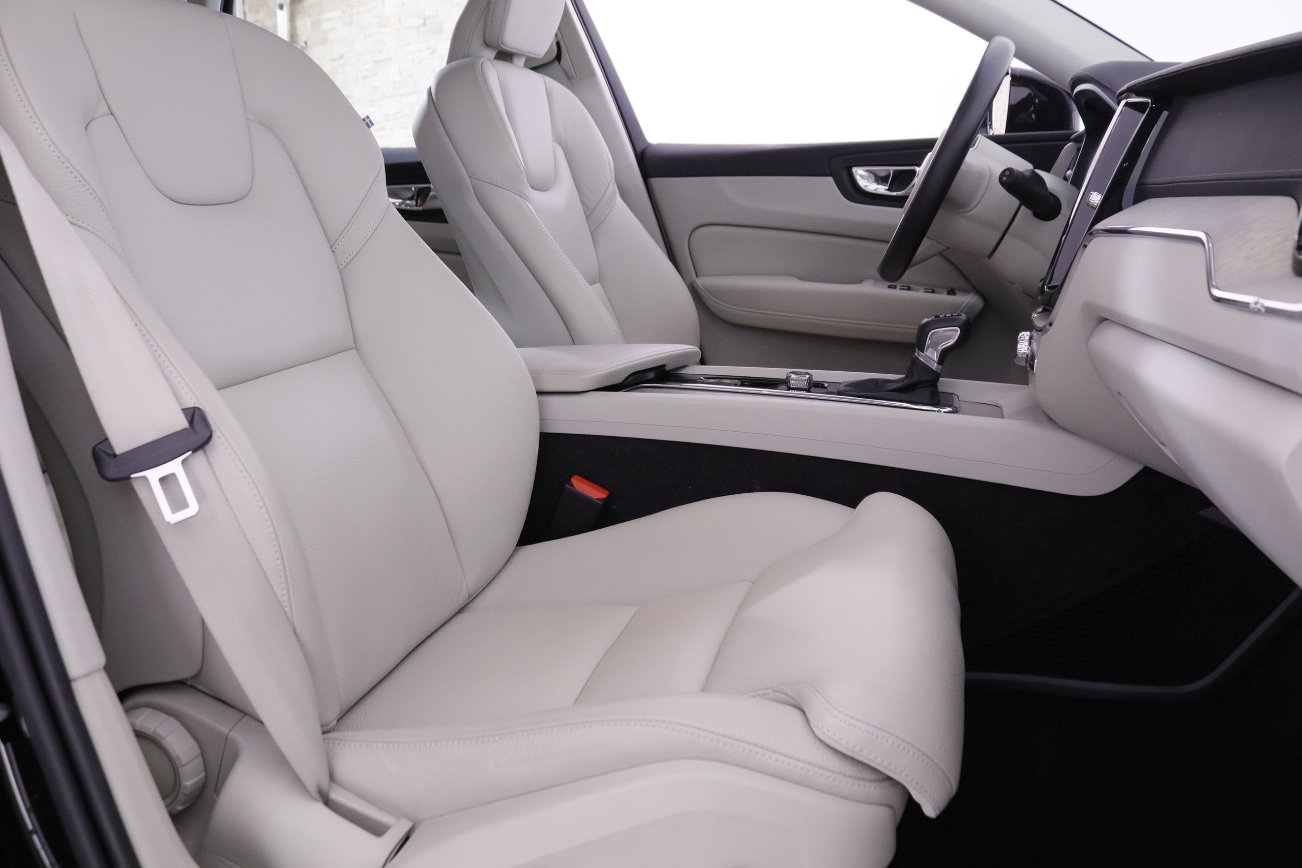 Volvo Xc 60 2.0 D4 INCRIPTION AUTO 190CV 5P # CUERO, NAVY, PARKTRONIC foto 31