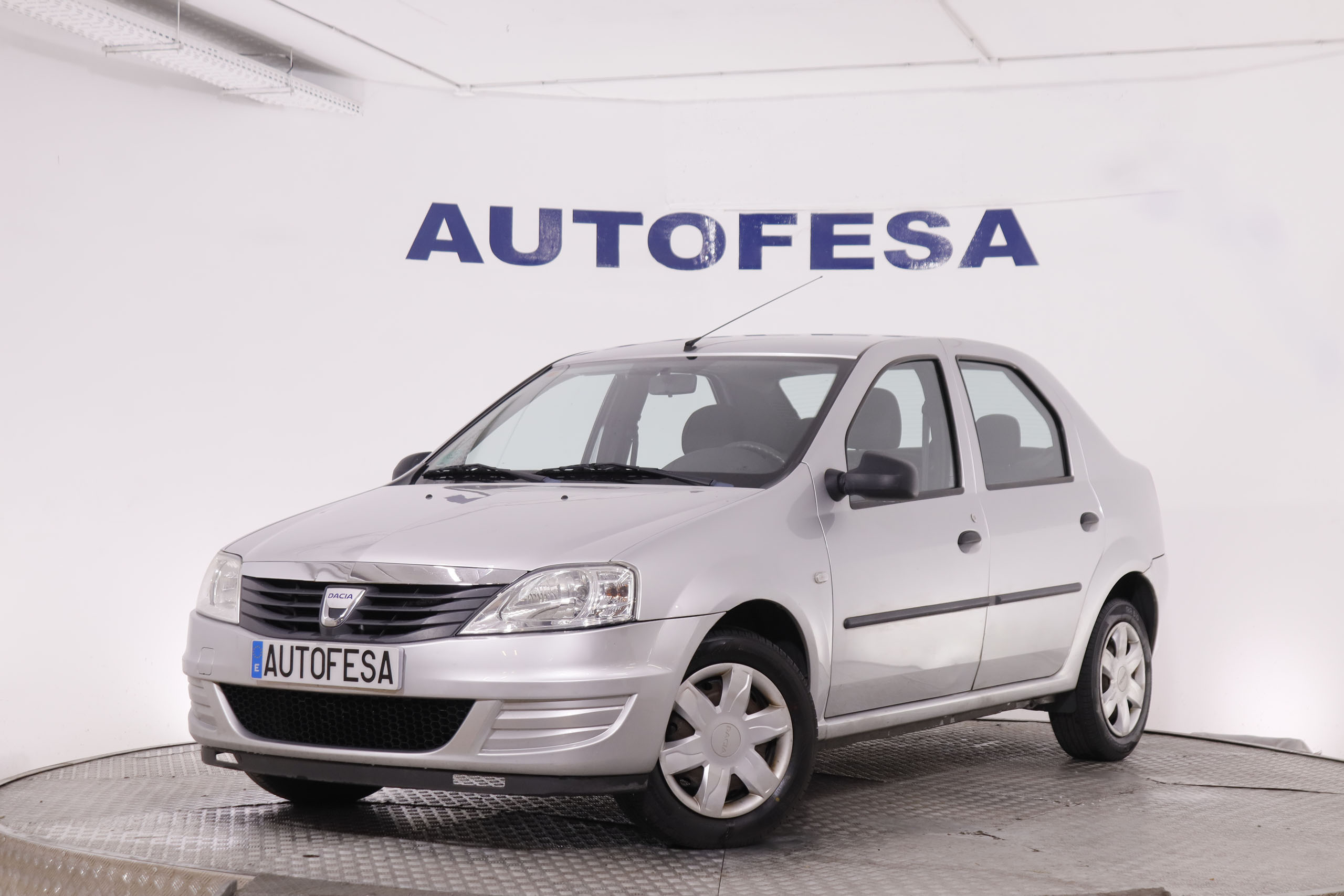 Dacia Logan 1.2 16V 75CV AMBIANCE 4P foto 1