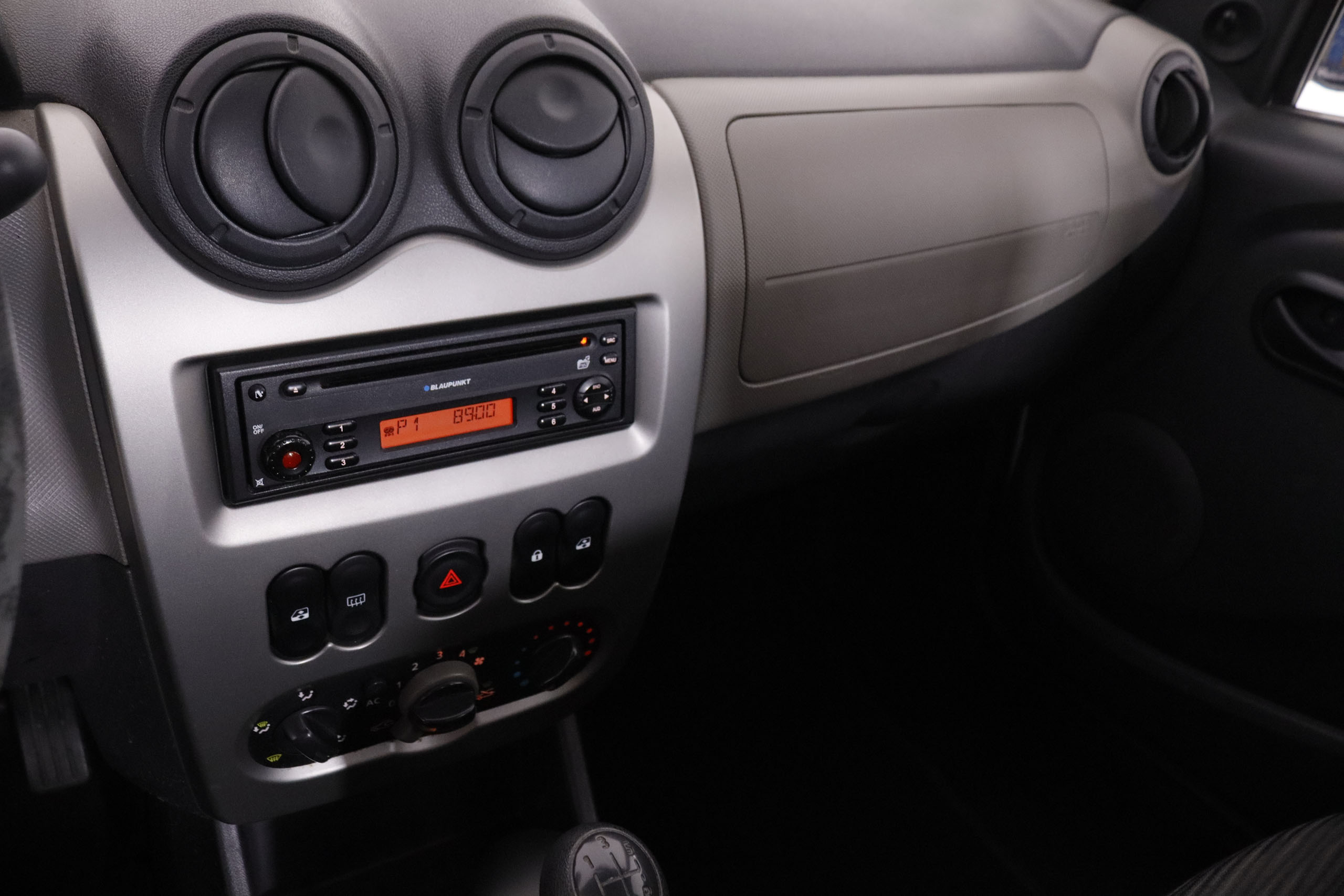 Dacia Logan 1.2 16V 75CV AMBIANCE 4P foto 18