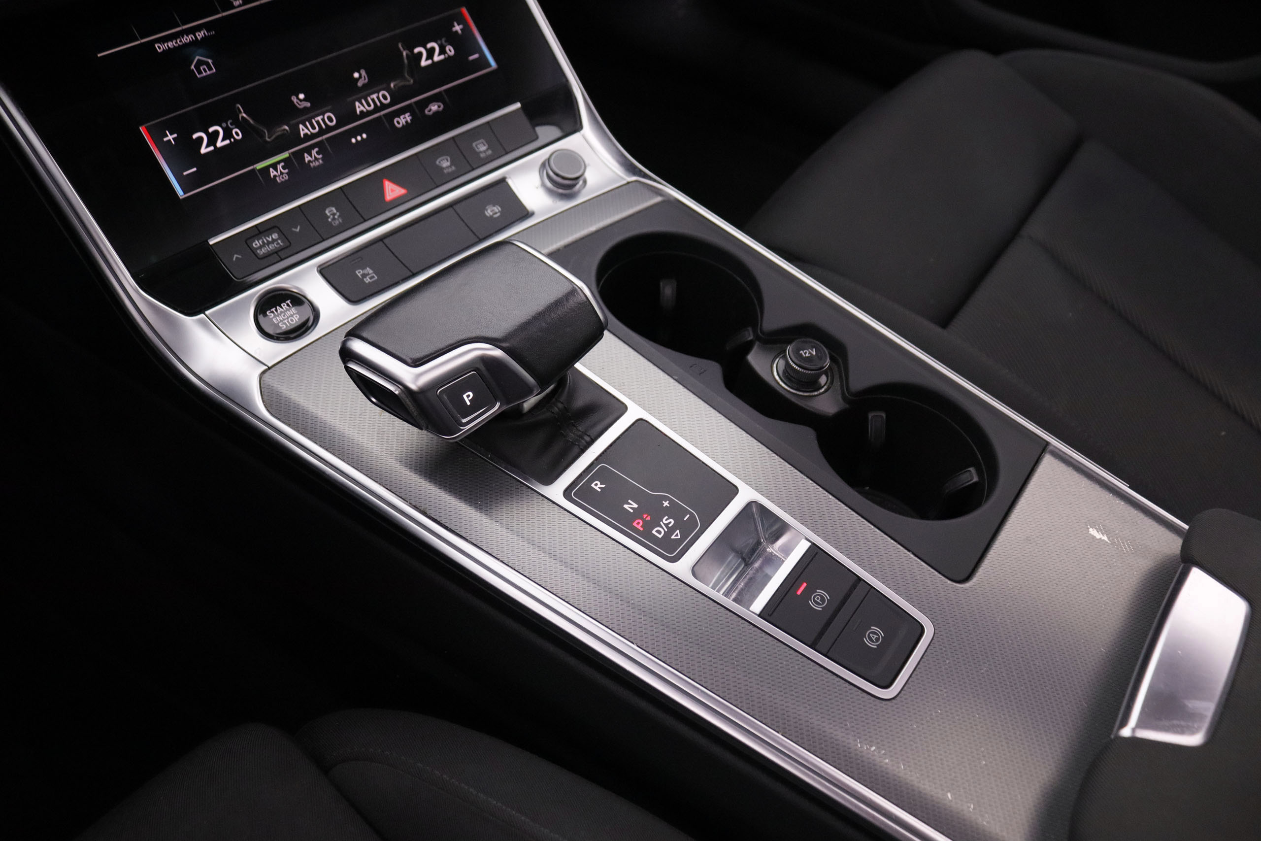 Audi A6 AVANT 2.0 SPORT STRONIC 40TDI AUTO 204CV 5P # IVA DEDUCIBLE, TECHO ELEC PANORAMICO DOBLE, NAVY foto 32