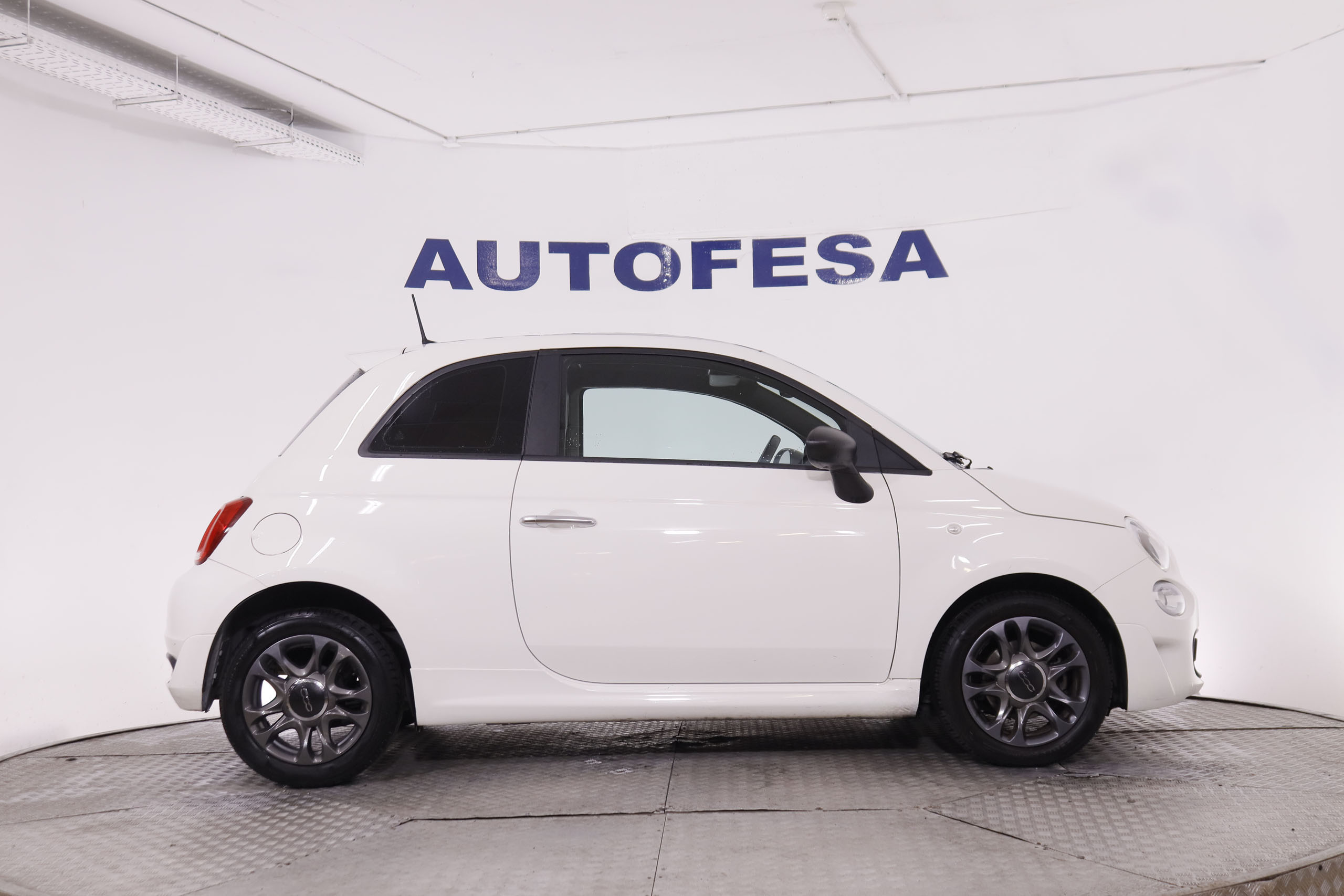Fiat 500 1.0 MHEV SPORT CONNECT 70CV 3P # TECHO PANORAMICO, PARKTRONIC foto 9