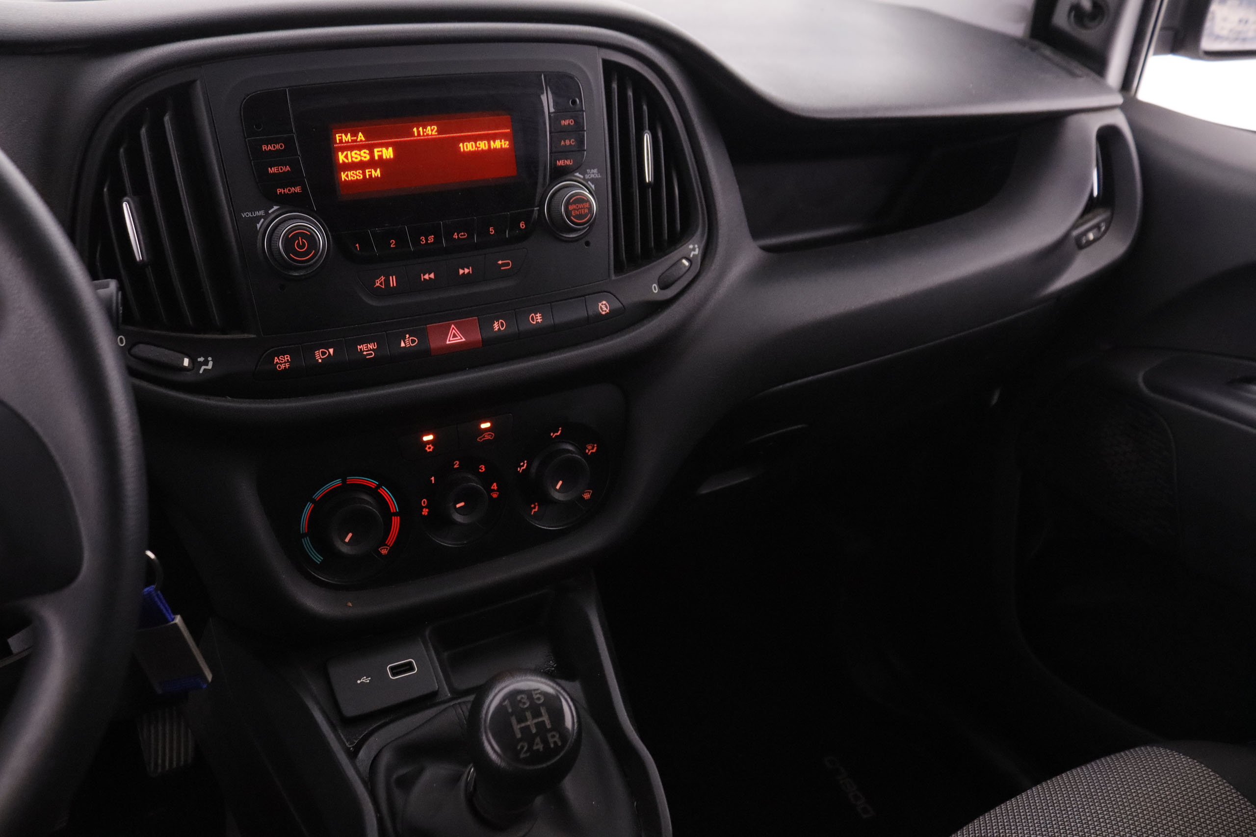 Fiat Doblo 1.3 CARGO BASE PLUS 95CV 2P # IVA DEDUCIBLE foto 18