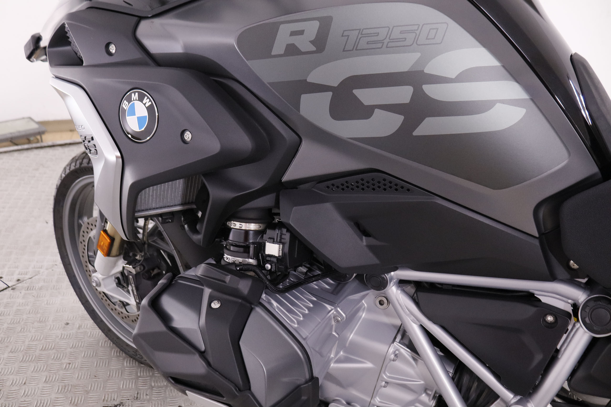BMW R1250 GS R1250 GS 136CV ABS, FAROS LED, KIT MALETAS foto 22