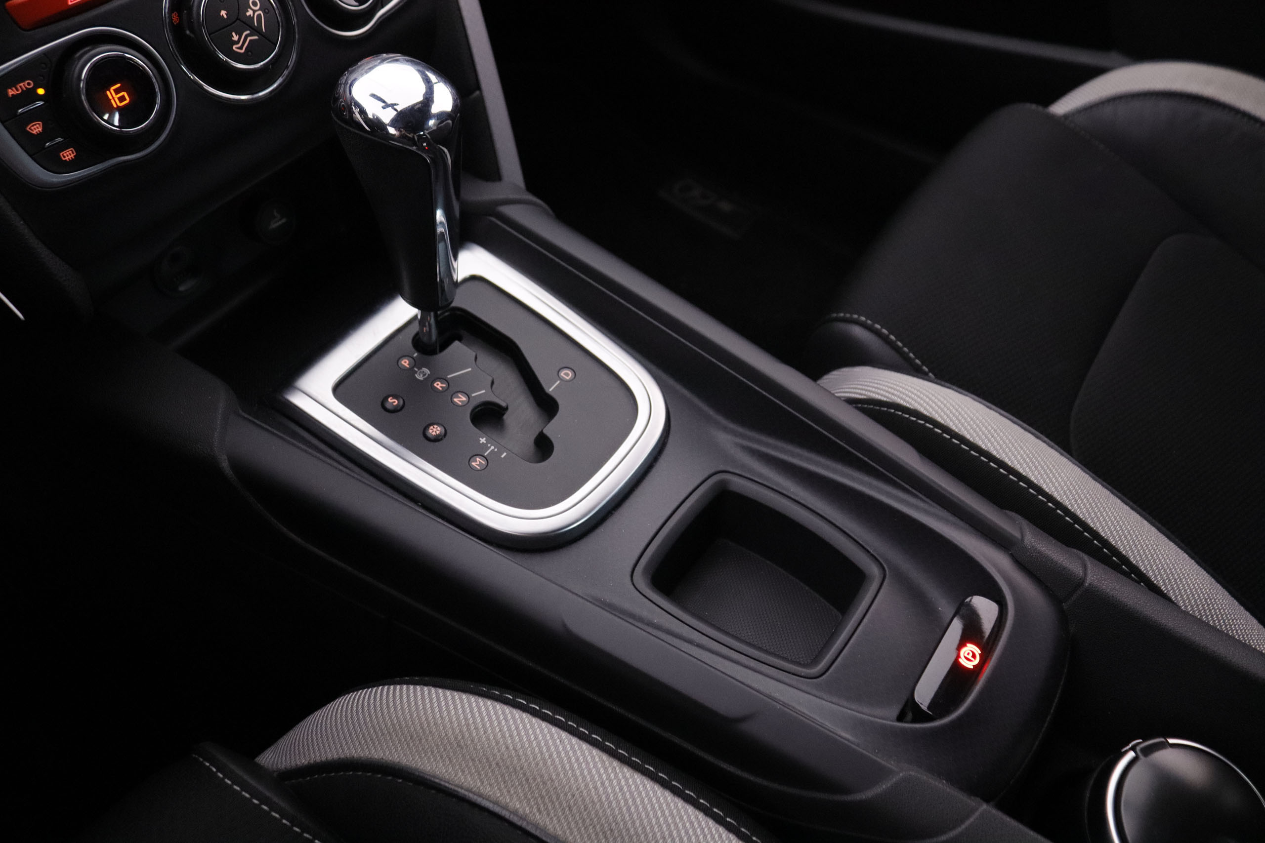 Citroen Ds4 1.6 BLUE HDI EXCLUSIVE AUTO 120CV 5P # NAVY, PARKTRONIC foto 21