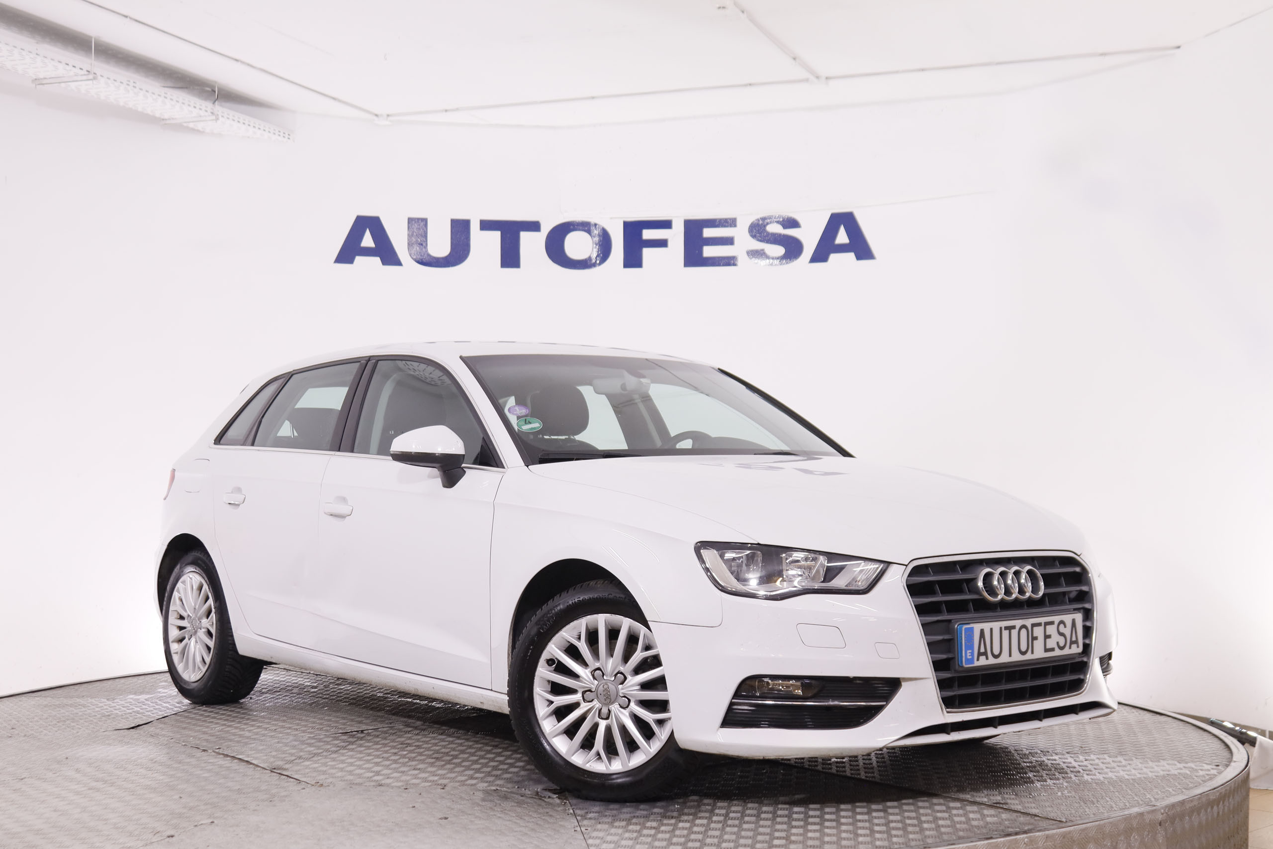 Audi A3 1.4 TFSI SPORTBACK AMBIENTE 125CV 5P # NAVY, PARKTRONIC foto 3