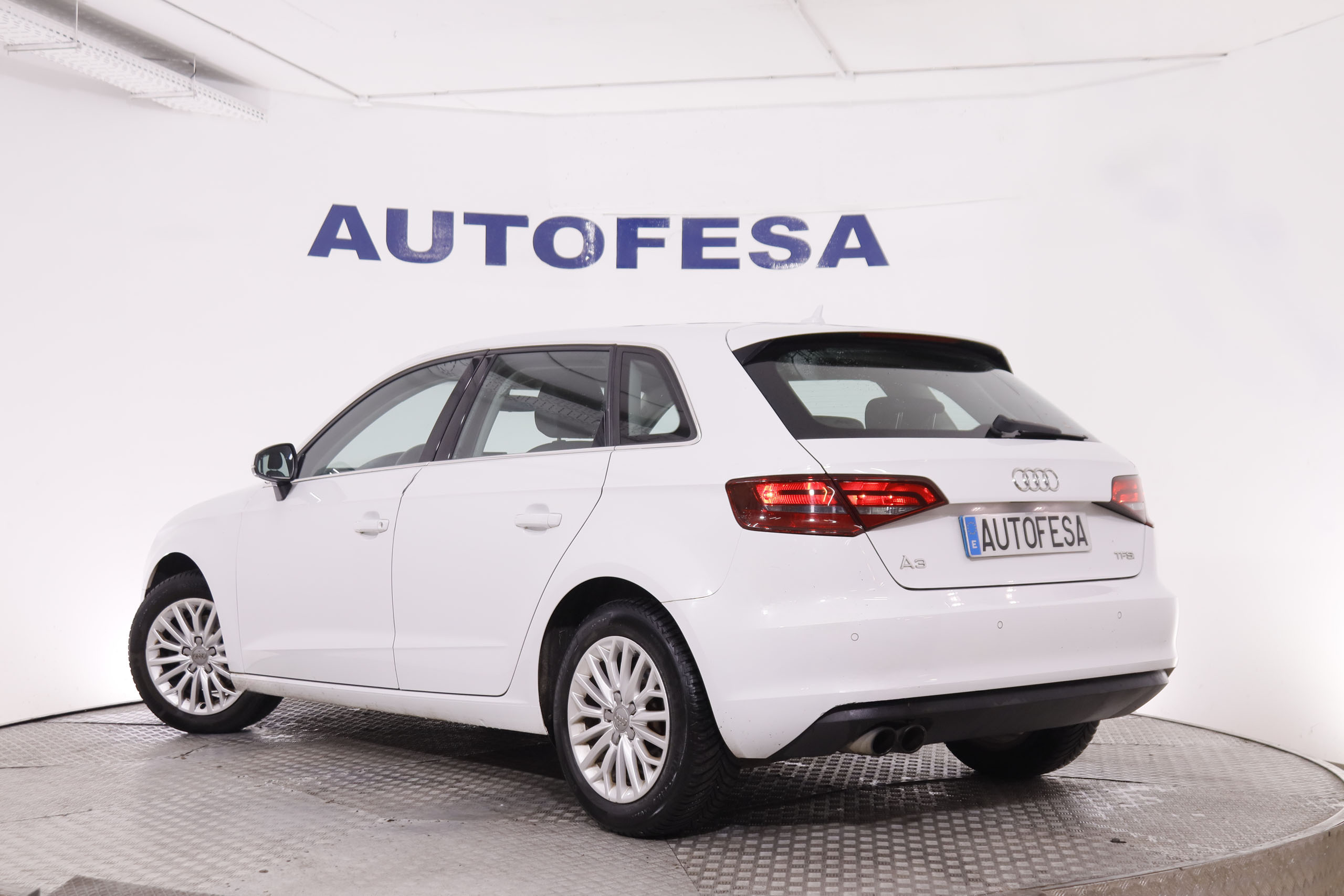 Audi A3 1.4 TFSI SPORTBACK AMBIENTE 125CV 5P # NAVY, PARKTRONIC foto 5
