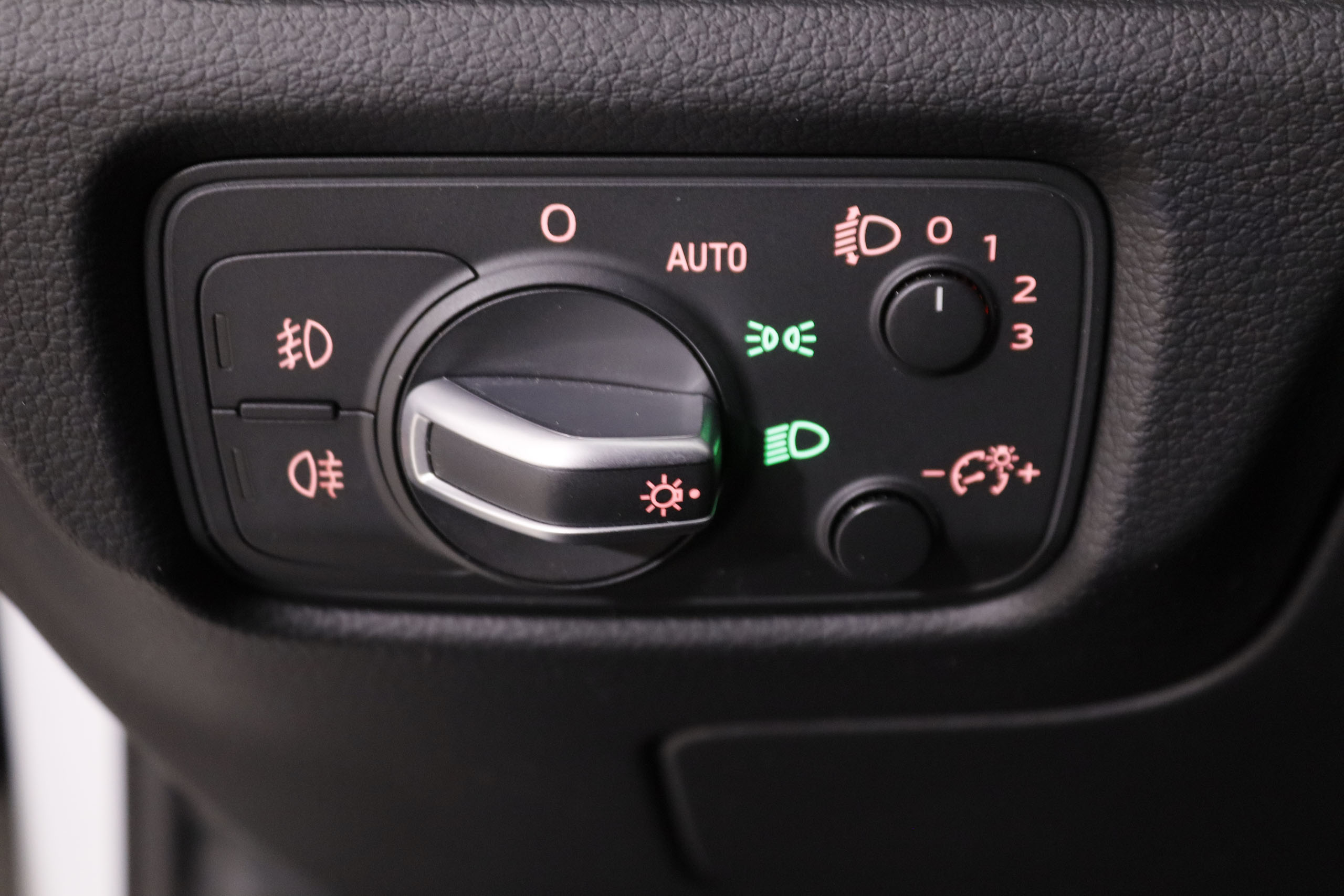 Audi A3 1.4 TFSI SPORTBACK AMBIENTE 125CV 5P # NAVY, PARKTRONIC foto 22