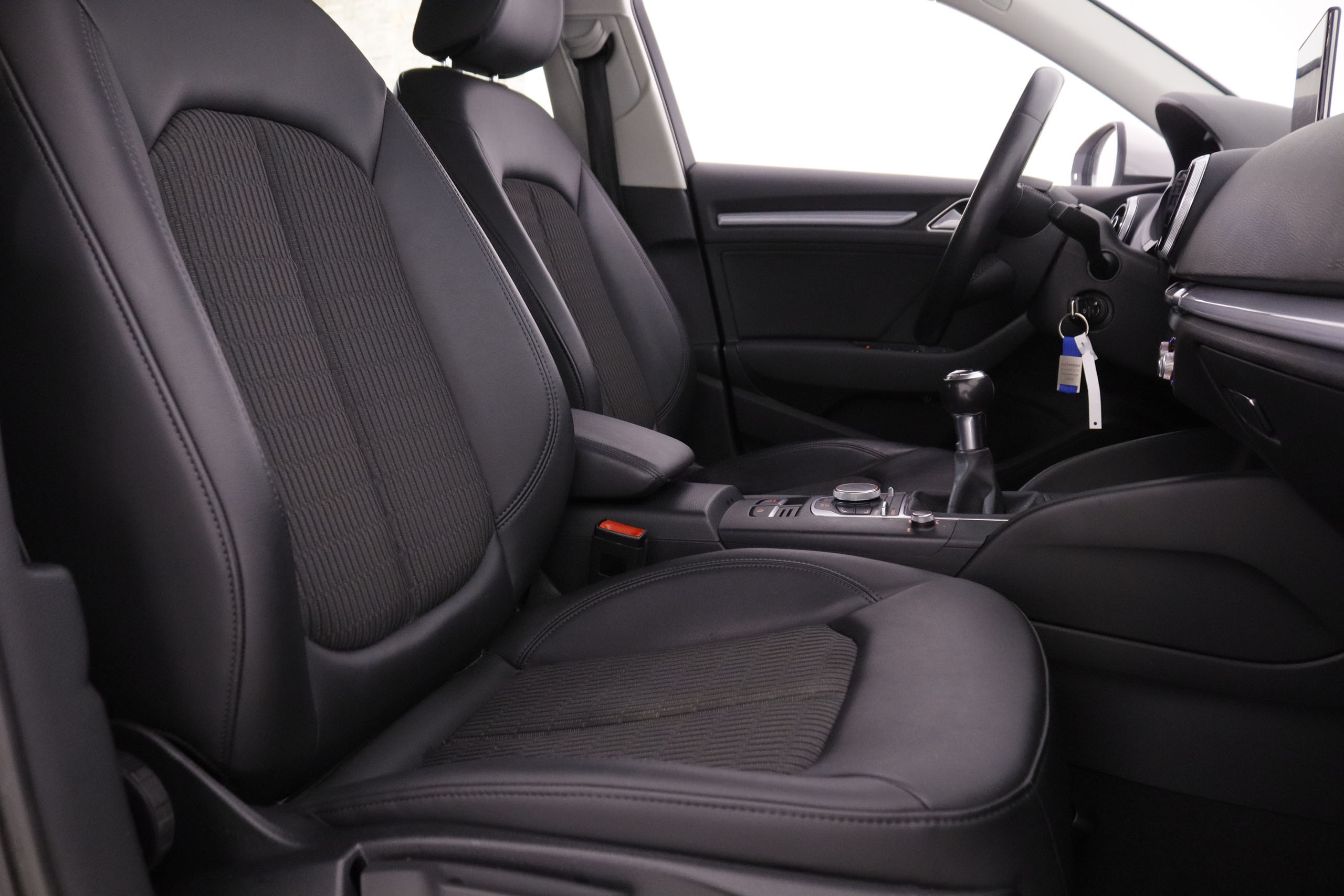 Audi A3 1.4 TFSI SPORTBACK AMBIENTE 125CV 5P # NAVY, PARKTRONIC foto 25