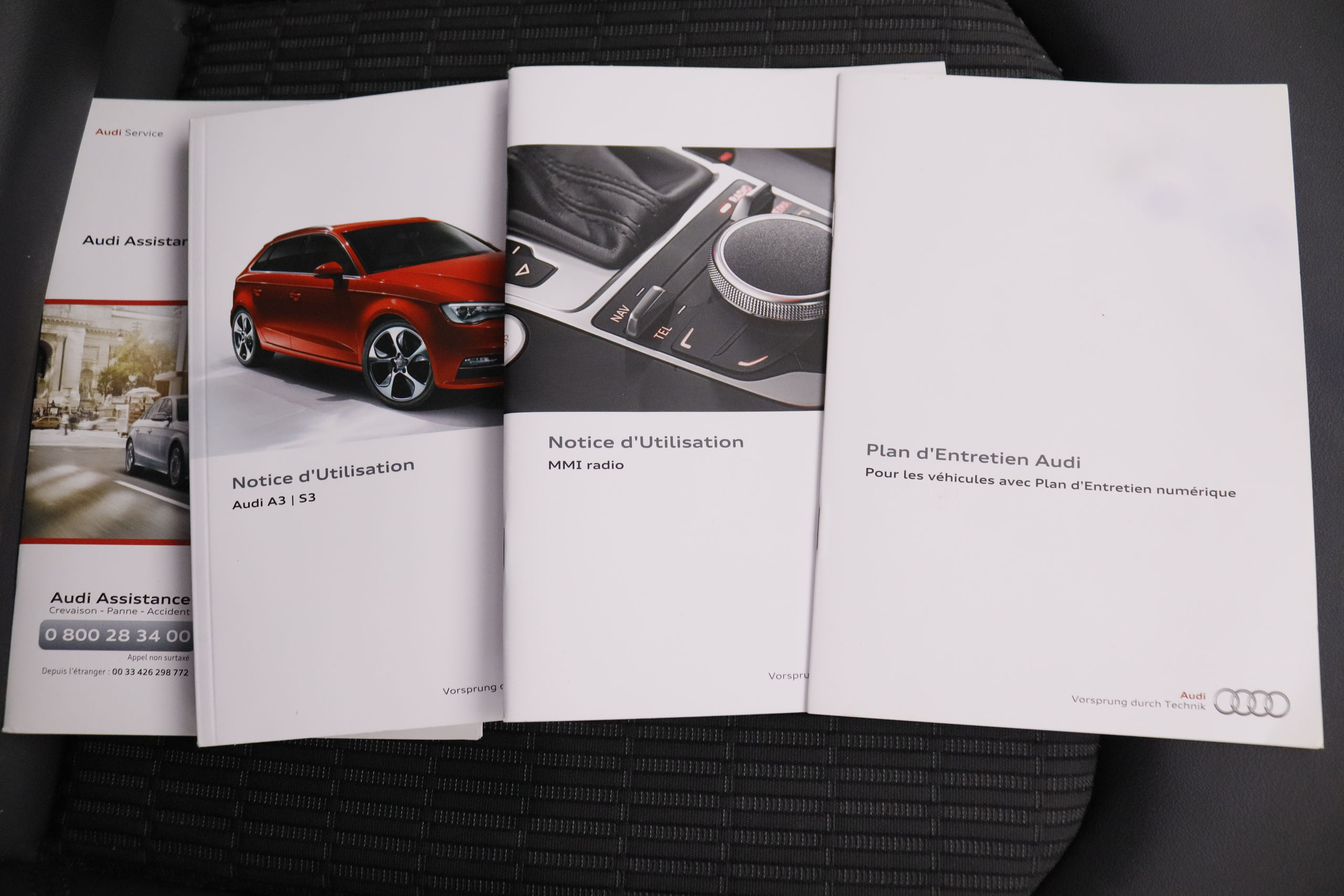 Audi A3 1.4 TFSI SPORTBACK AMBIENTE 125CV 5P # NAVY, PARKTRONIC foto 27