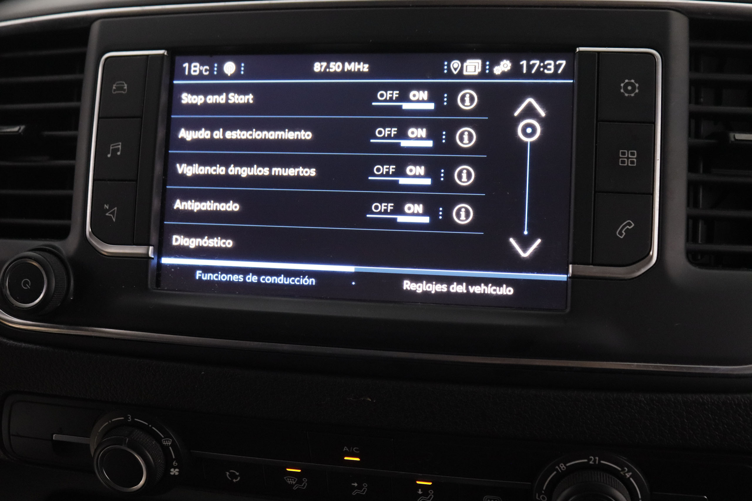 Peugeot Expert 1.5 BLUE HDI STANDART PREMIUM 120CV 3P # VENTA SOLO PROFESIONALES, NAVY, PARKTRONIC foto 21