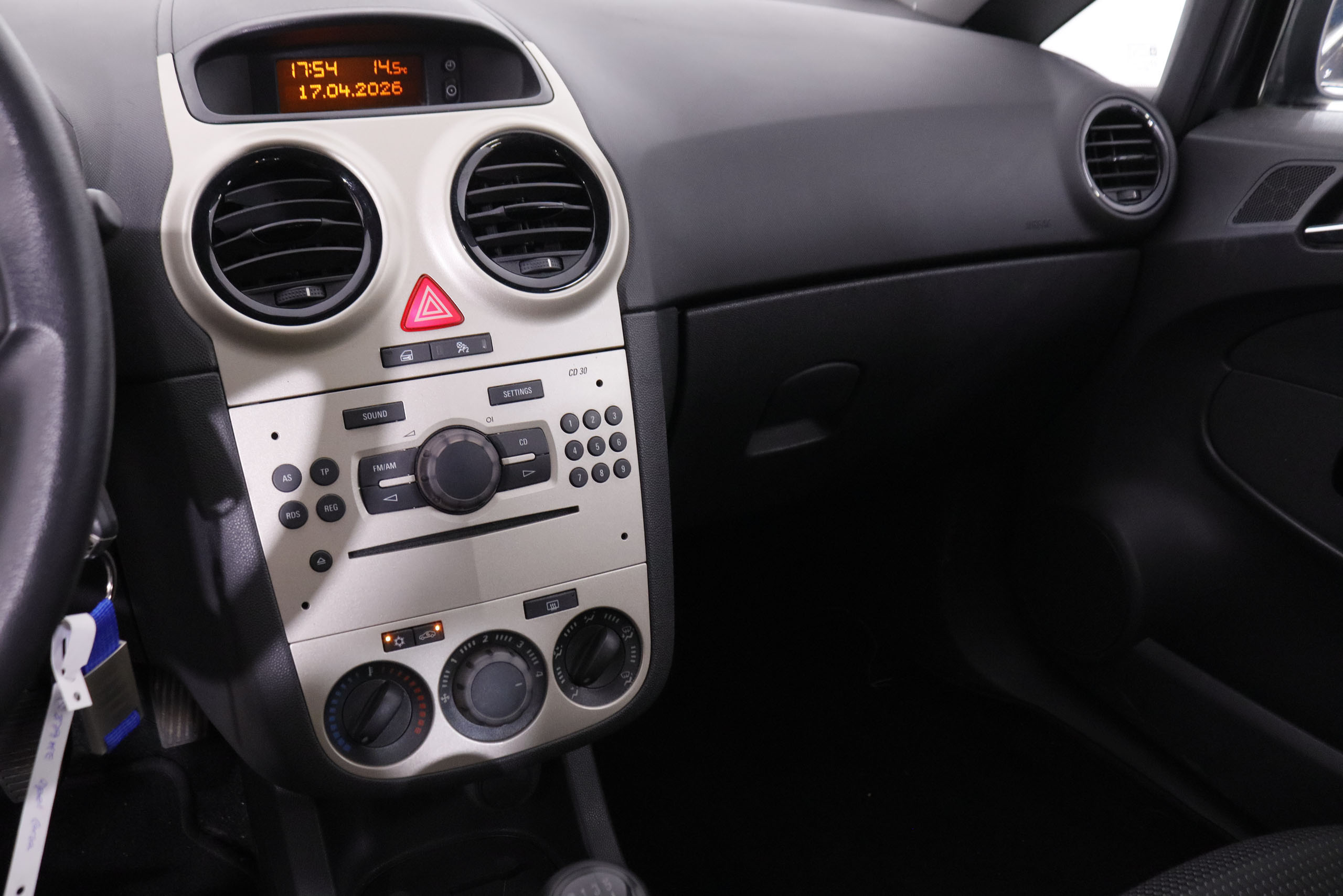 Opel Corsa 1.2 TWINPORT 85CV 3P foto 18