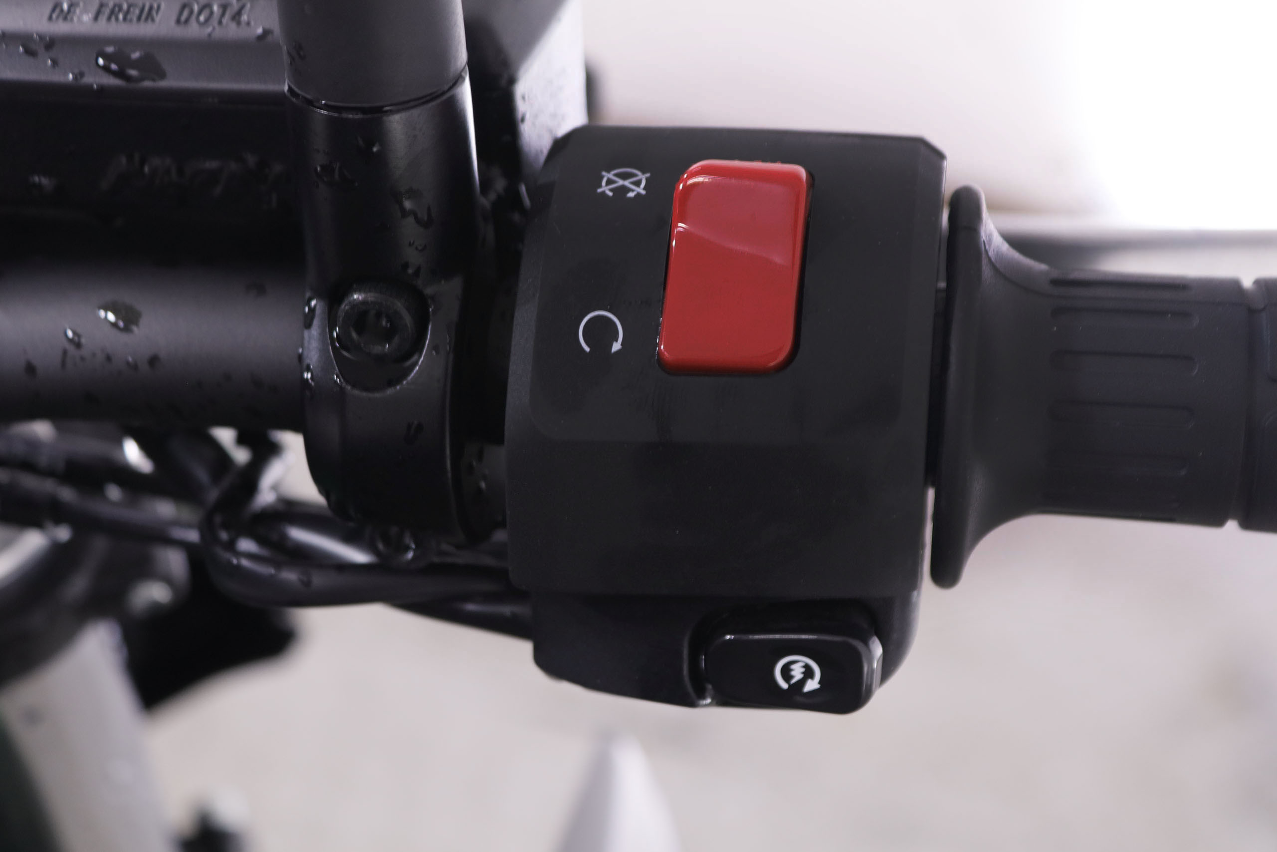 Kawasaki Z 650 Z650 ABS 68CV # FAROS LED foto 15