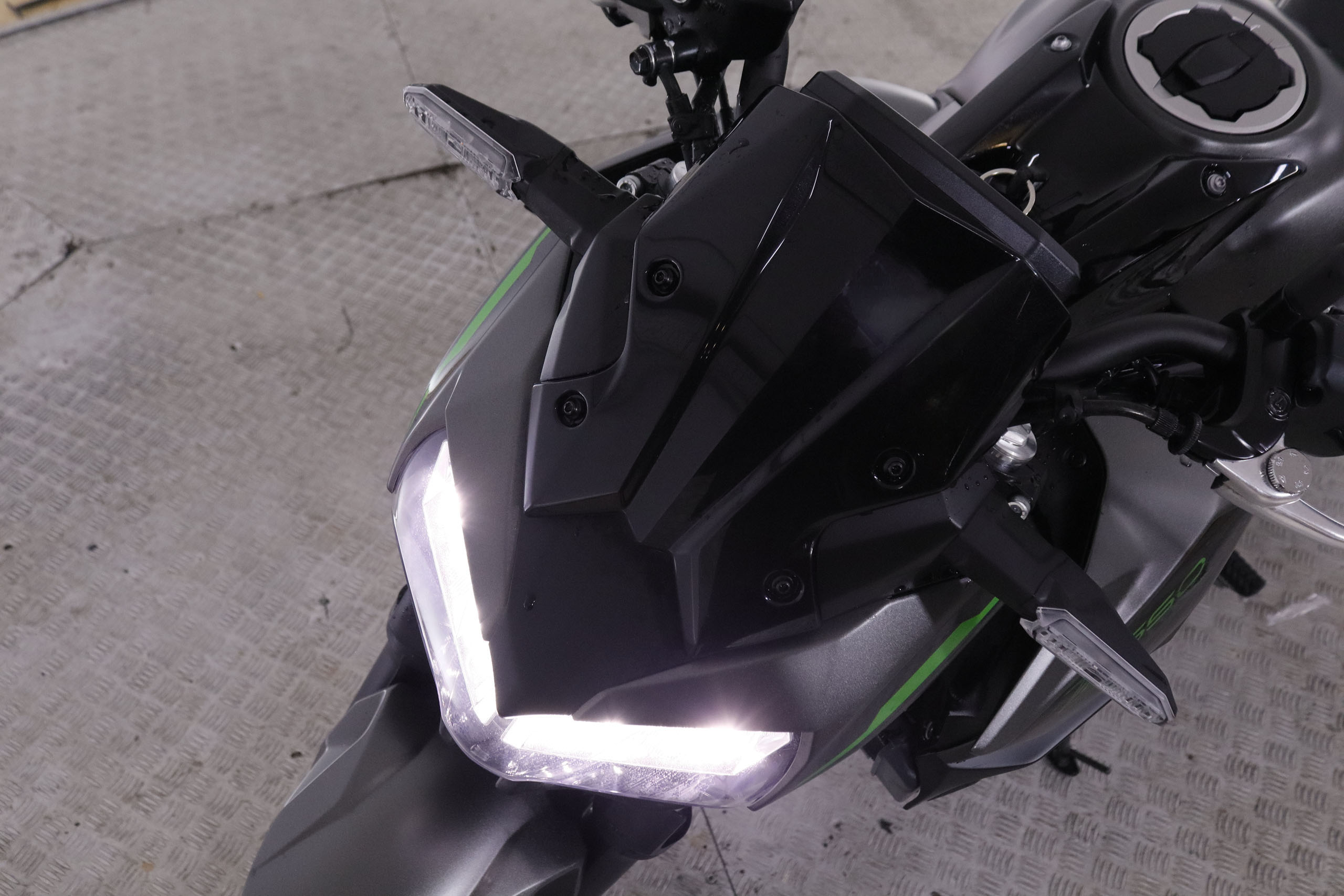 Kawasaki Z 650 Z650 ABS 68CV # FAROS LED foto 17