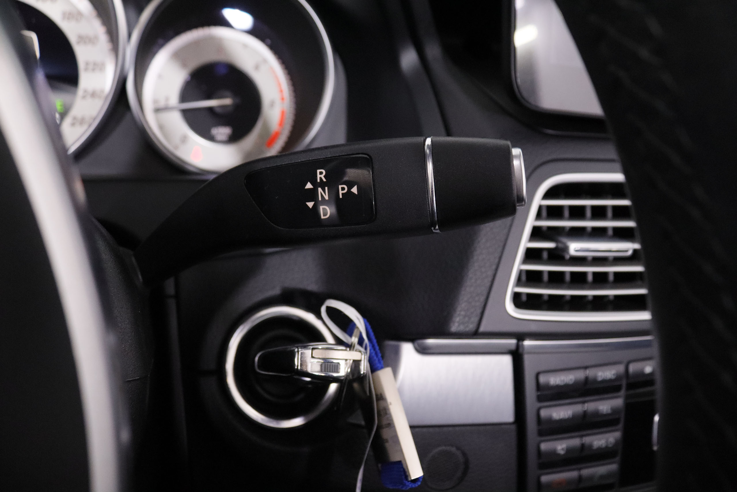 Mercedes-benz E 220 CLASE E E220 CDI AMG LINE CABRIO AUTO 170CV 2P # CUERO, PAQUETE TERMICO foto 23