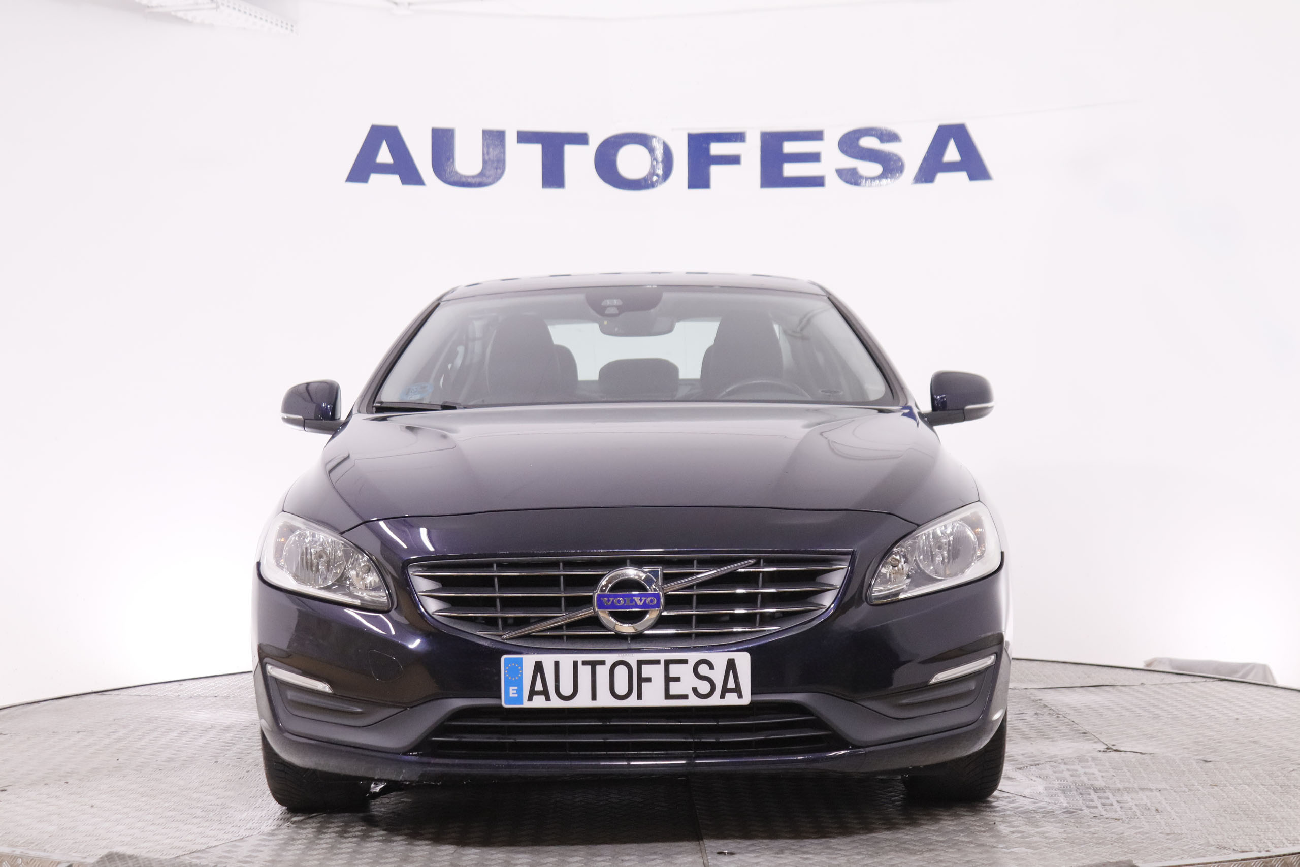 Volvo S60 2.0 D3 MOMENTUM 150CV 4P # NAVY foto 2