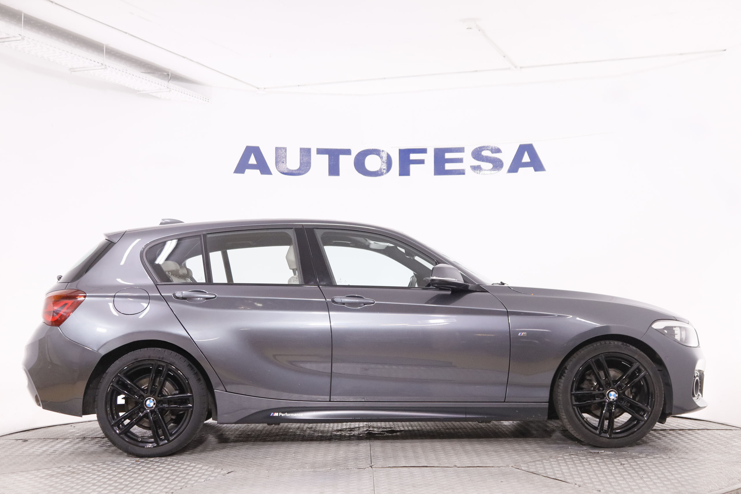 BMW 118 SERIE 1 118I M SPORT 136CV 5P # CUERO, NAVY, PARKTRONIC foto 9