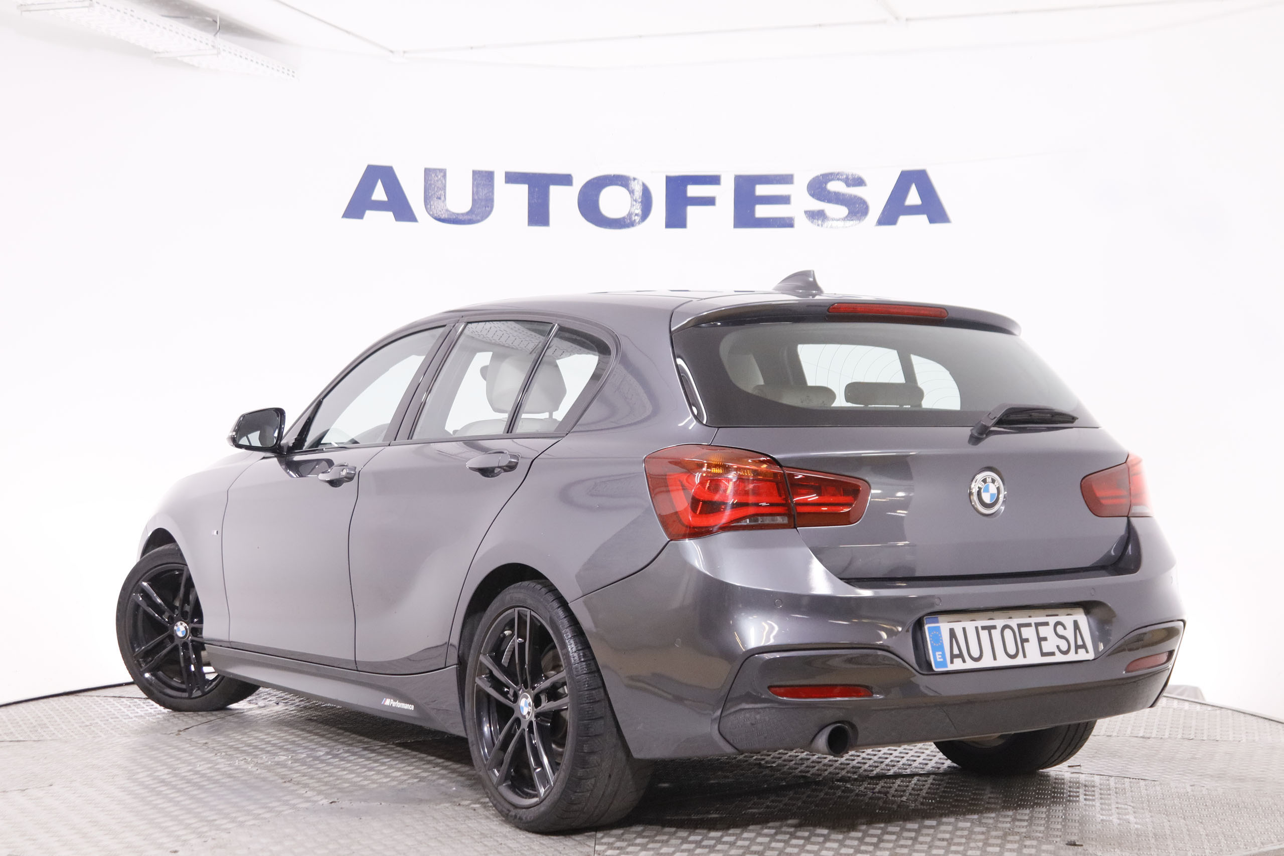 BMW 118 SERIE 1 118I M SPORT 136CV 5P # CUERO, NAVY, PARKTRONIC foto 5