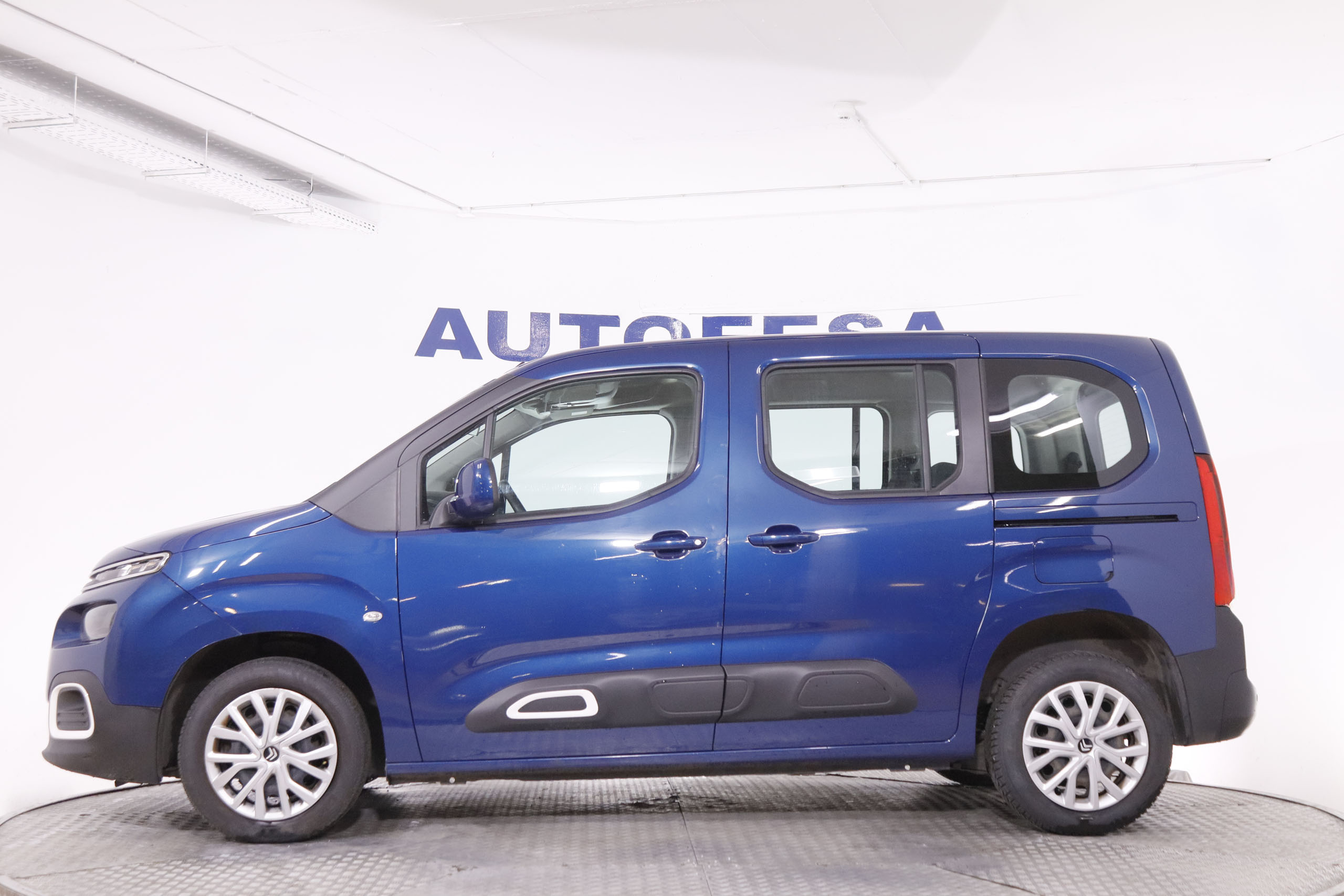 Citroen Berlingo 1.5 HDI FEEL TALLA M 130CV 5P # NAVY, PARKTRONIC foto 9