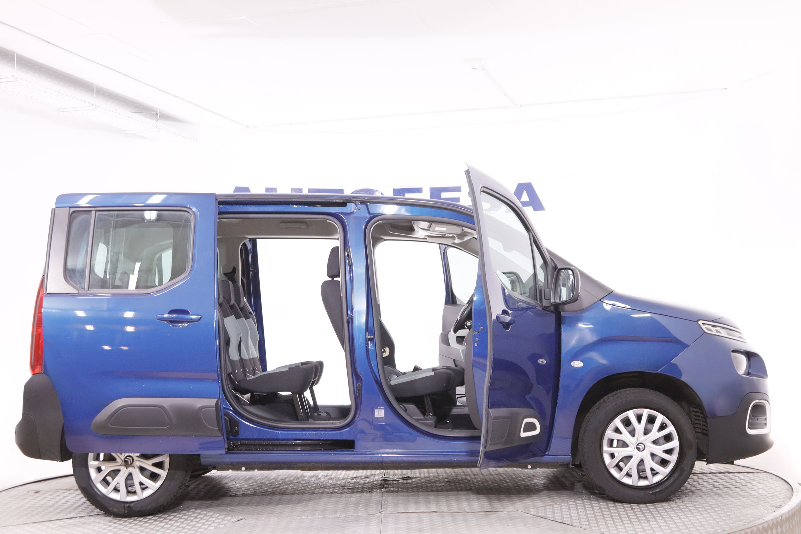 Citroen Berlingo 1.5 HDI FEEL TALLA M 130CV 5P # NAVY, PARKTRONIC foto 10