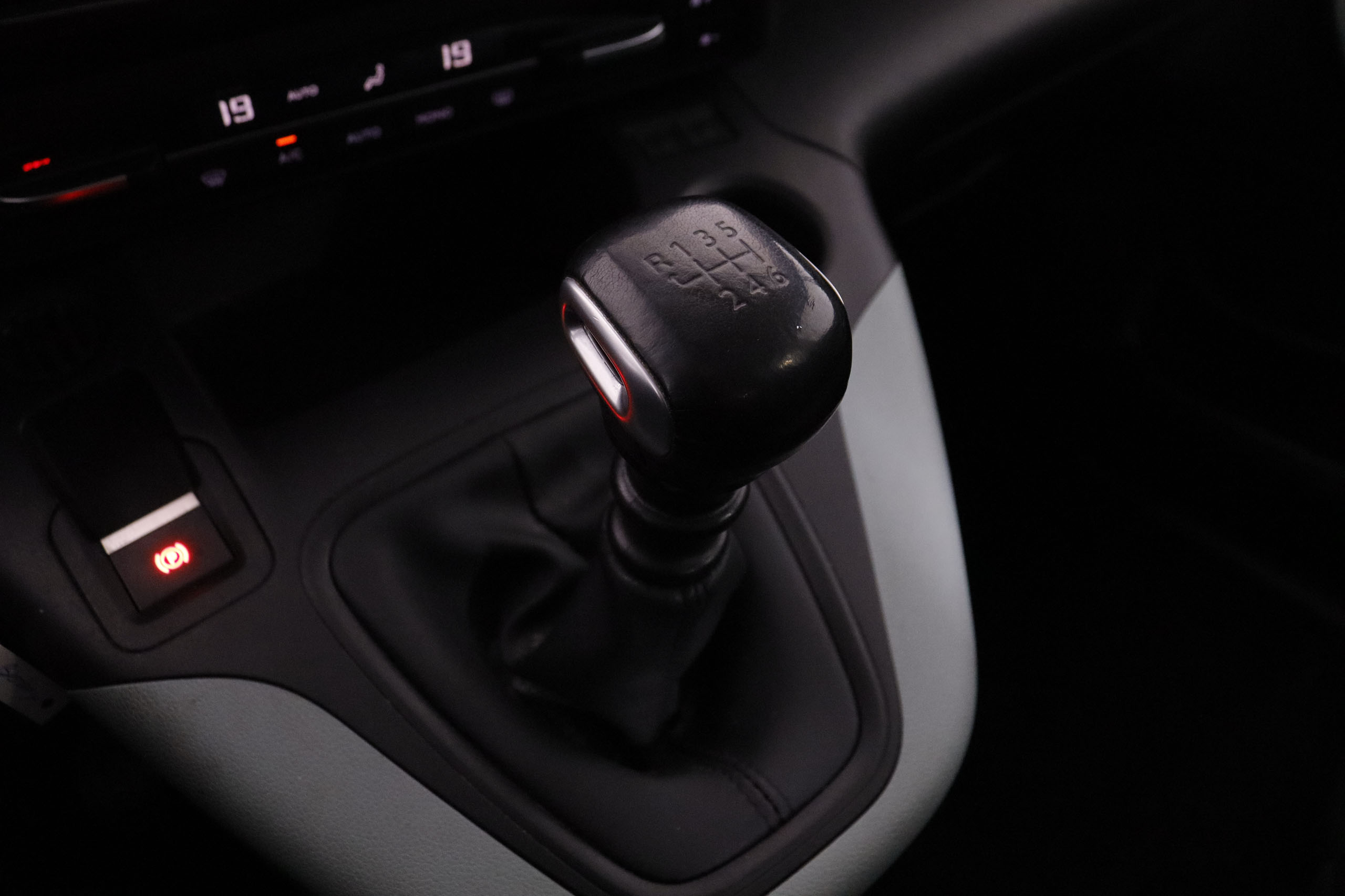 Citroen Berlingo 1.5 HDI FEEL TALLA M 130CV 5P # NAVY, PARKTRONIC foto 22