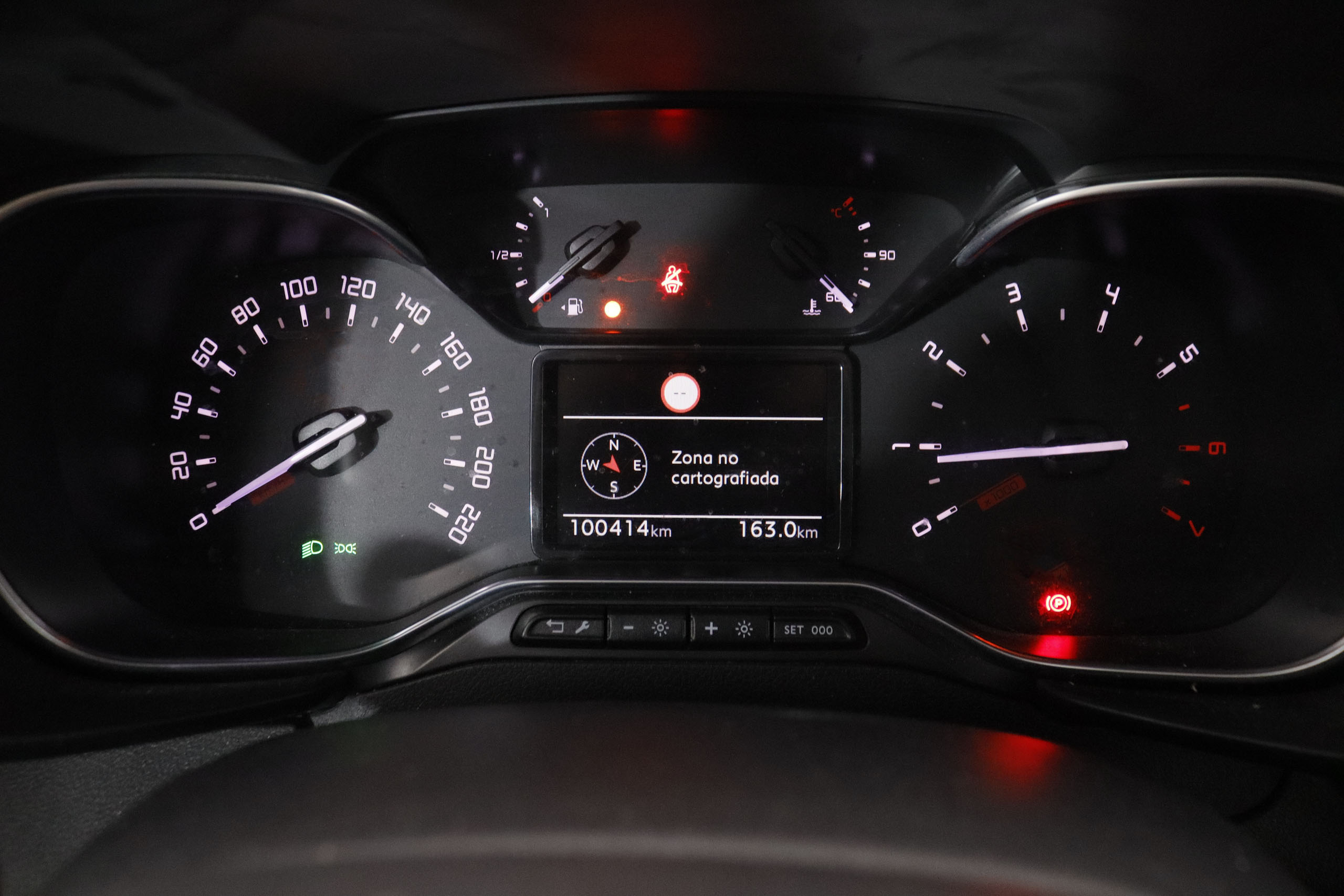 Citroen Berlingo 1.5 HDI FEEL TALLA M 130CV 5P # NAVY, PARKTRONIC foto 18