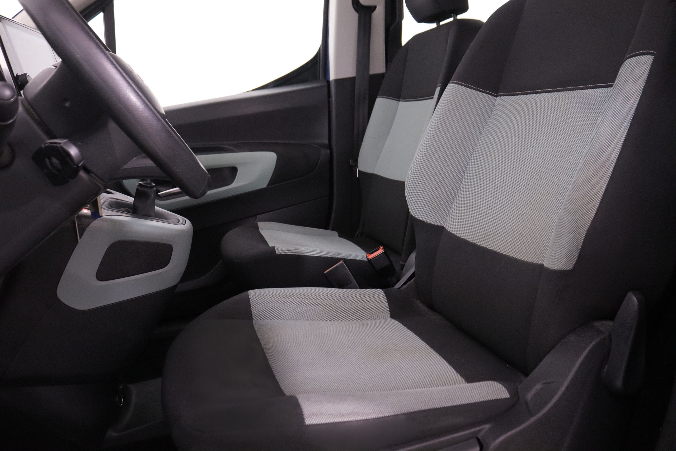 Citroen Berlingo 1.5 HDI FEEL TALLA M 130CV 5P # NAVY, PARKTRONIC foto 23