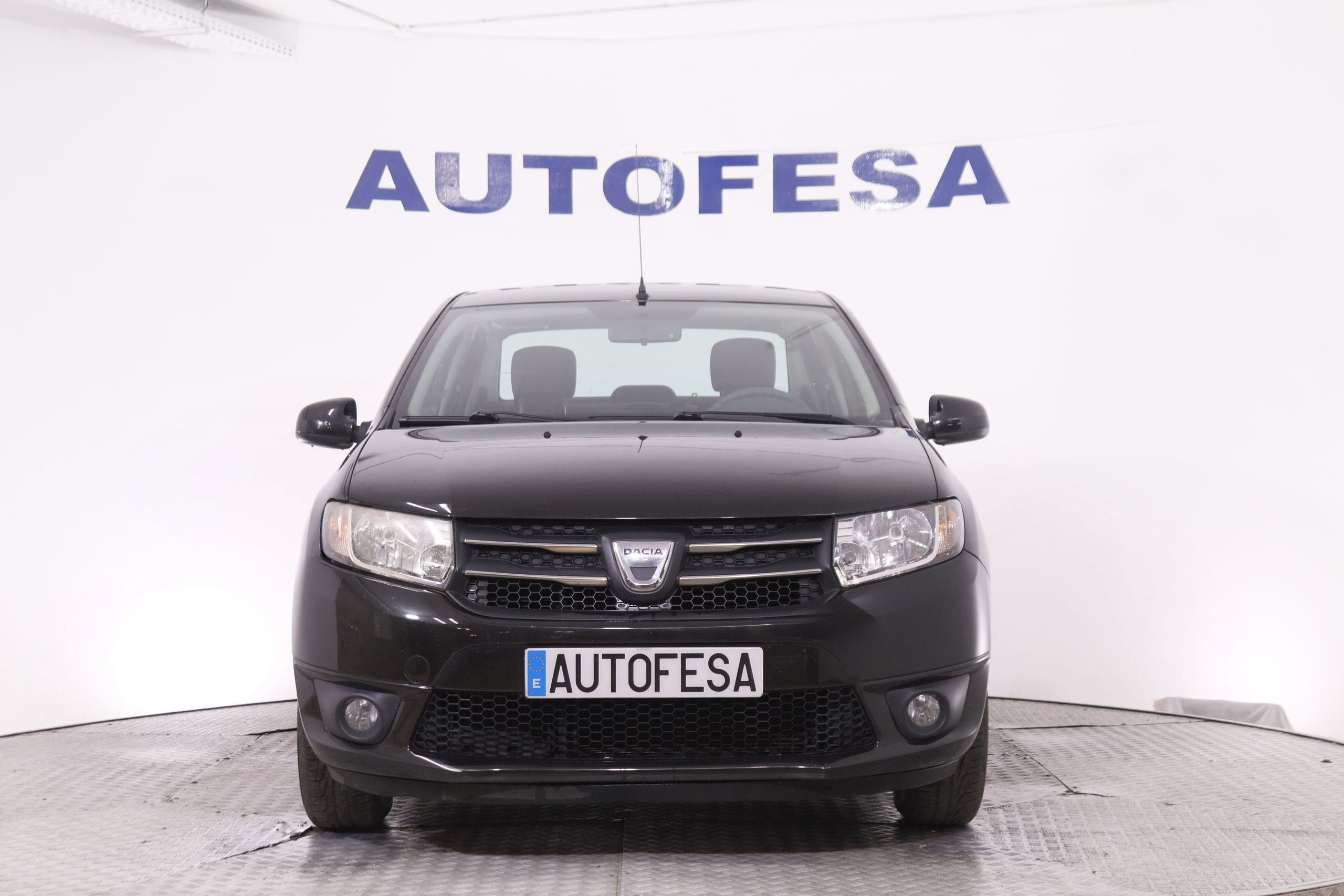 Dacia Logan 1.5 TCE LAUREATE 90CV 4P #PARKTRONIC foto 2