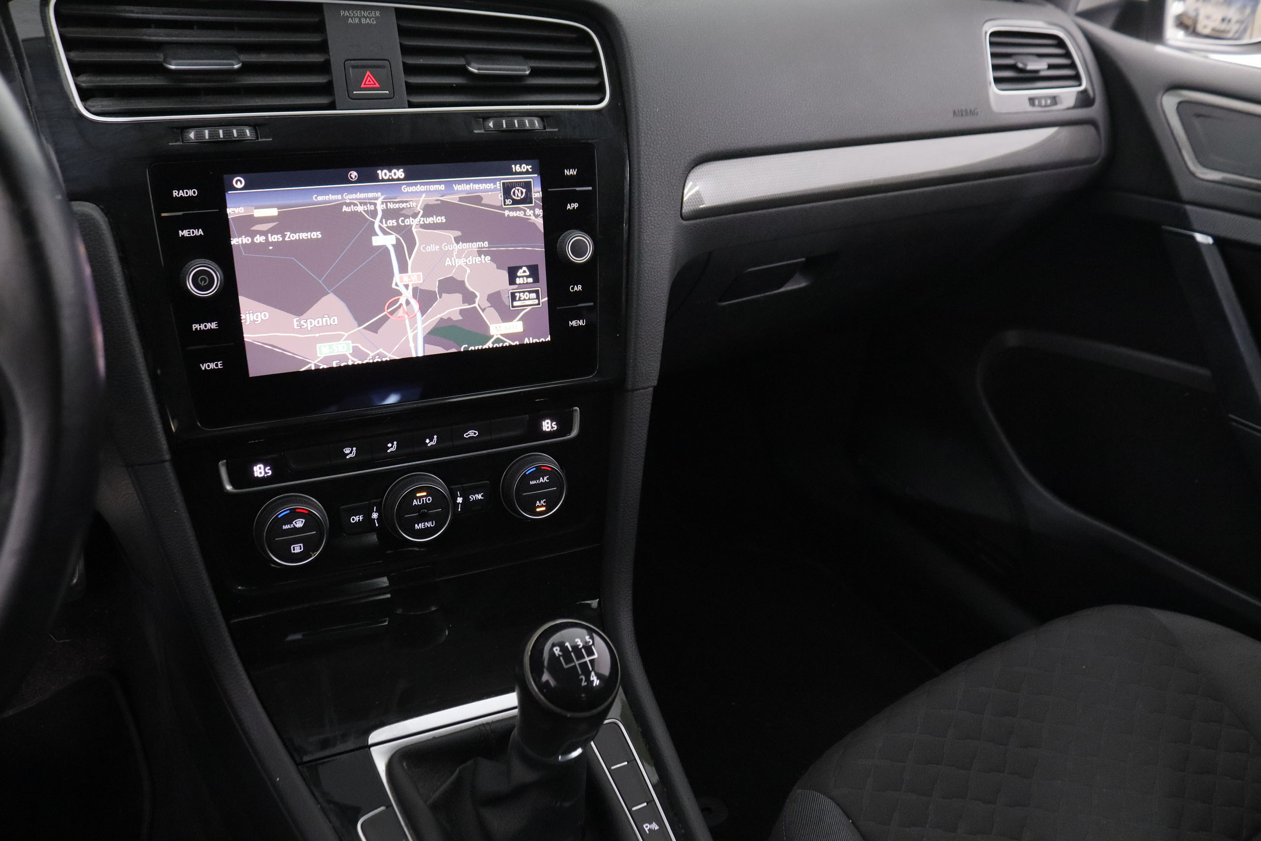 Volkswagen Golf 1.6 TDI ADVANCE 115CV 5P # NAVY, PARKTRONIC foto 18