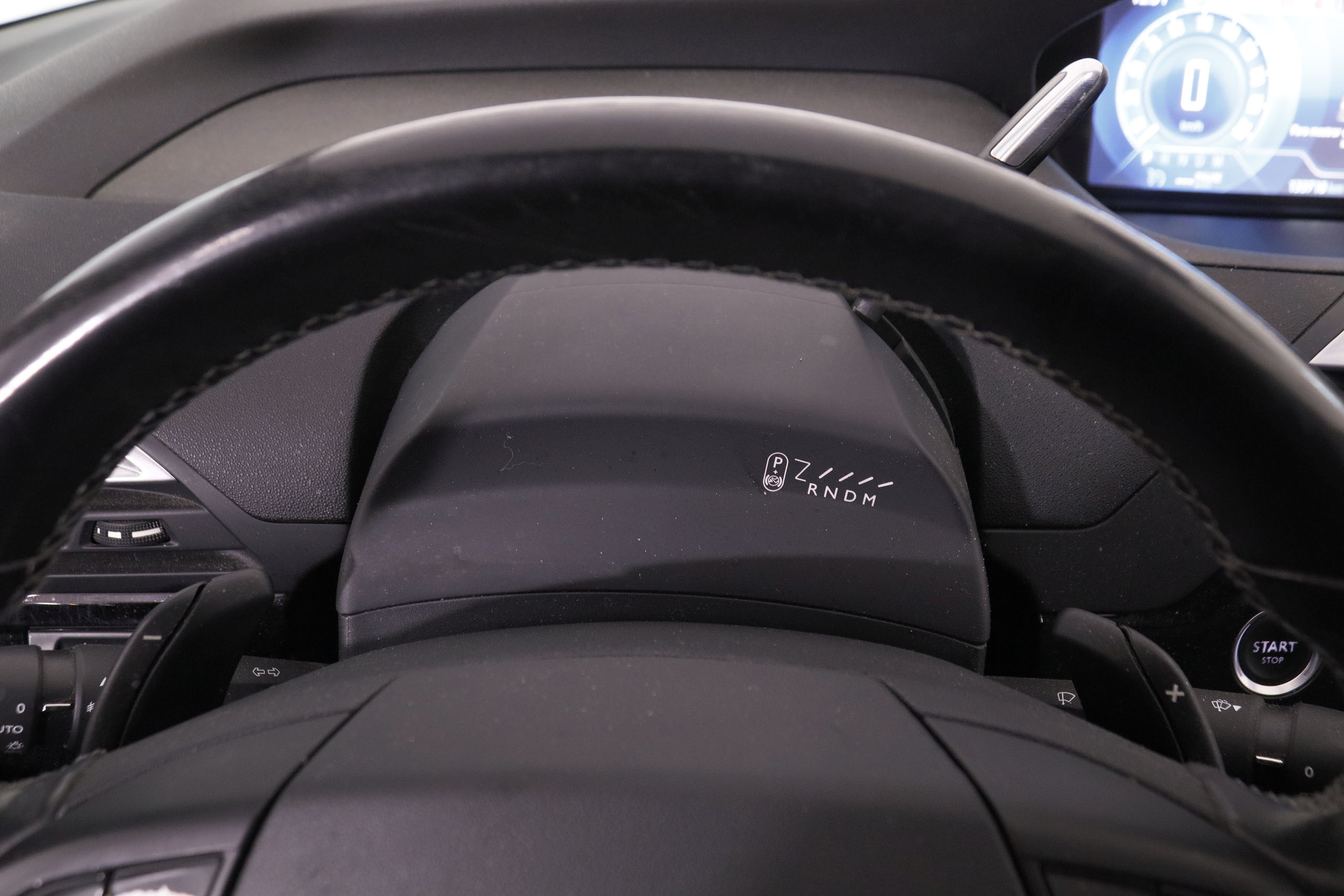 Citroen C4 Picasso 1.5 BLUE HDI FEEL AUTO 120CV 5P # NAVY, PARKTRONIC foto 23