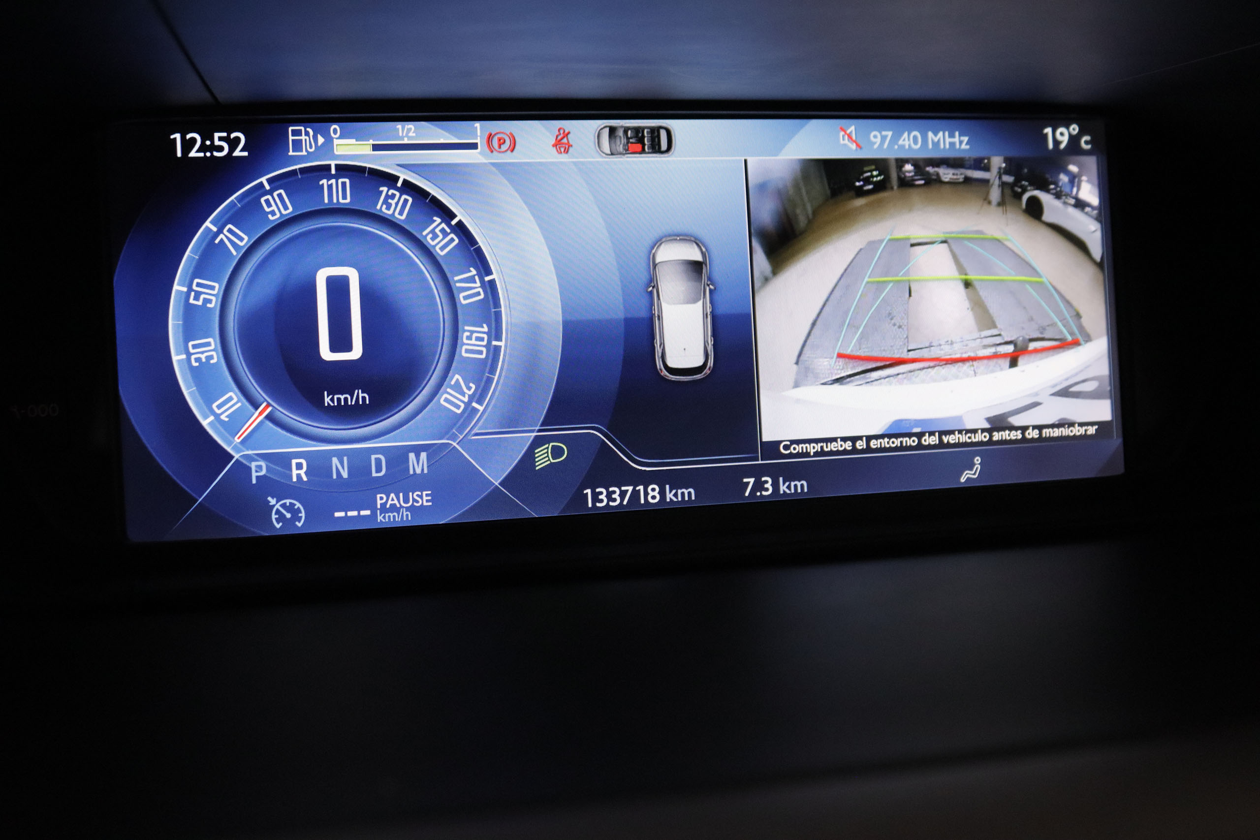 Citroen C4 Picasso 1.5 BLUE HDI FEEL AUTO 120CV 5P # NAVY, PARKTRONIC foto 18