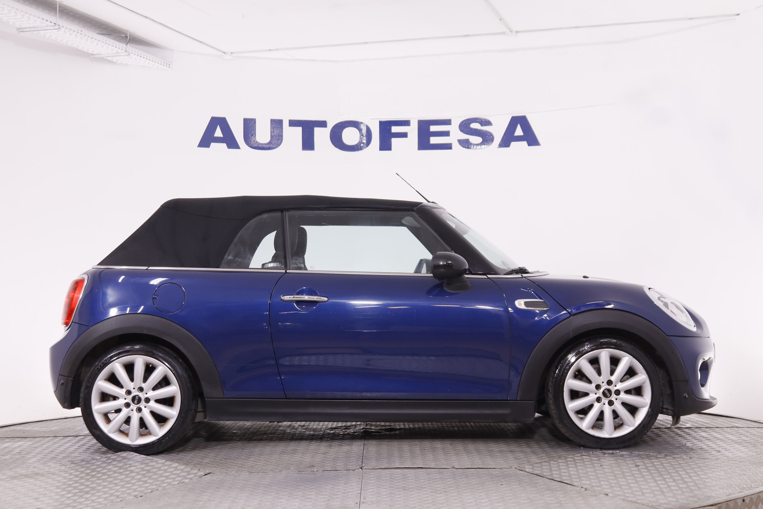 Mini Cooper Cabrio 1.5 CABRIO FINTION EXQUISITE AUTO 136CV 2P # NAVY, PARKTRONIC foto 7