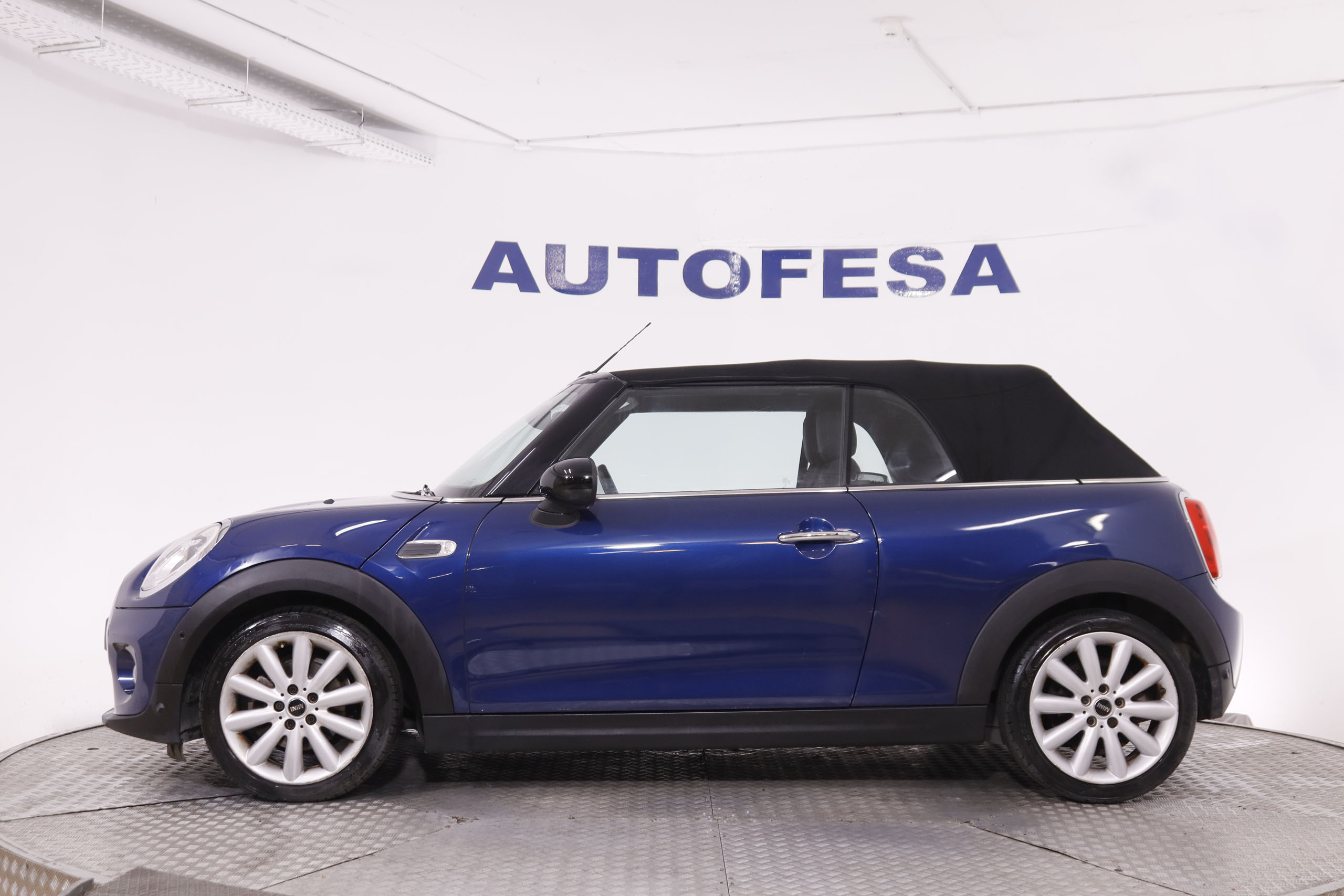 Mini Cooper Cabrio 1.5 CABRIO FINTION EXQUISITE AUTO 136CV 2P # NAVY, PARKTRONIC foto 18