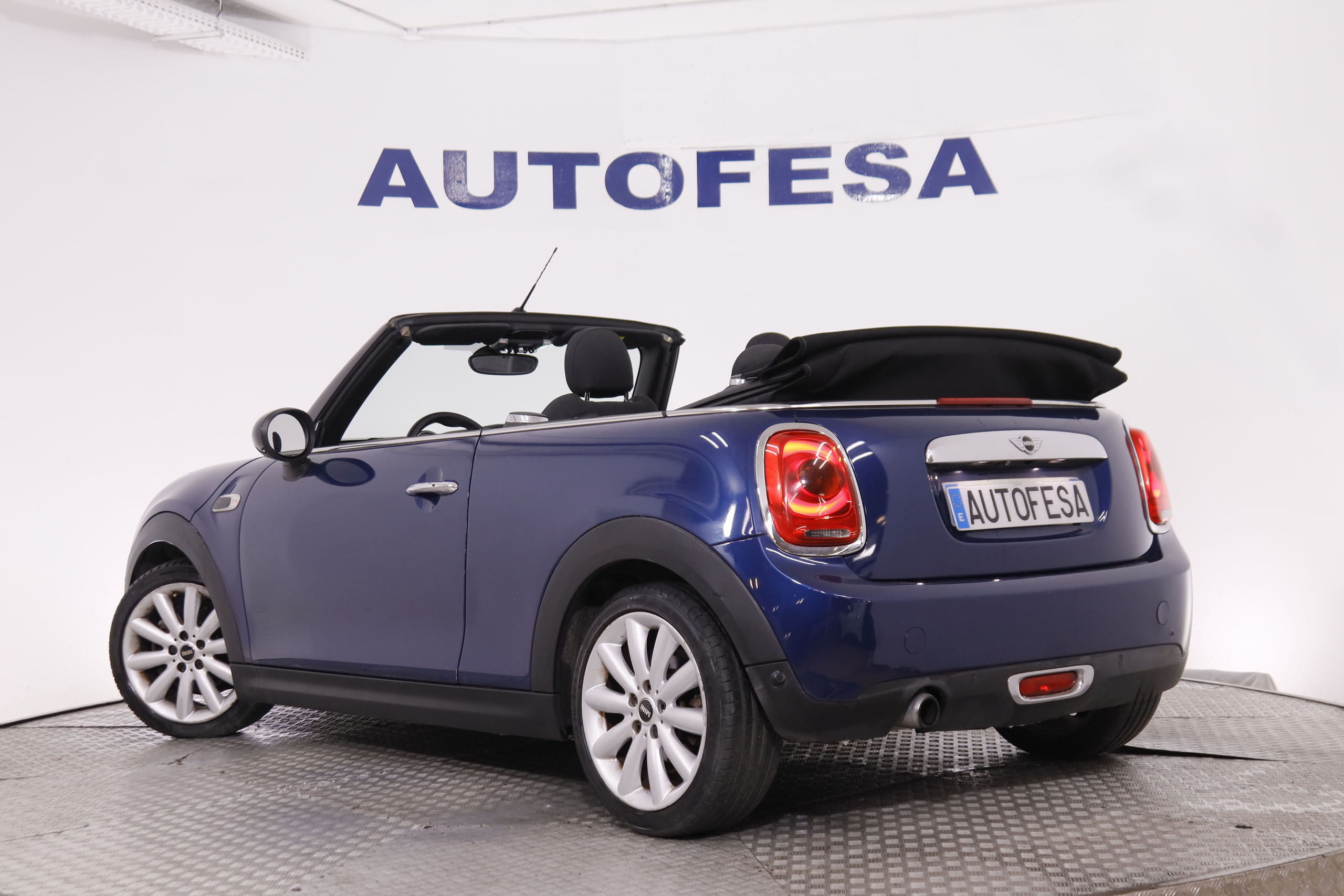 Mini Cooper Cabrio 1.5 CABRIO FINTION EXQUISITE AUTO 136CV 2P # NAVY, PARKTRONIC foto 10