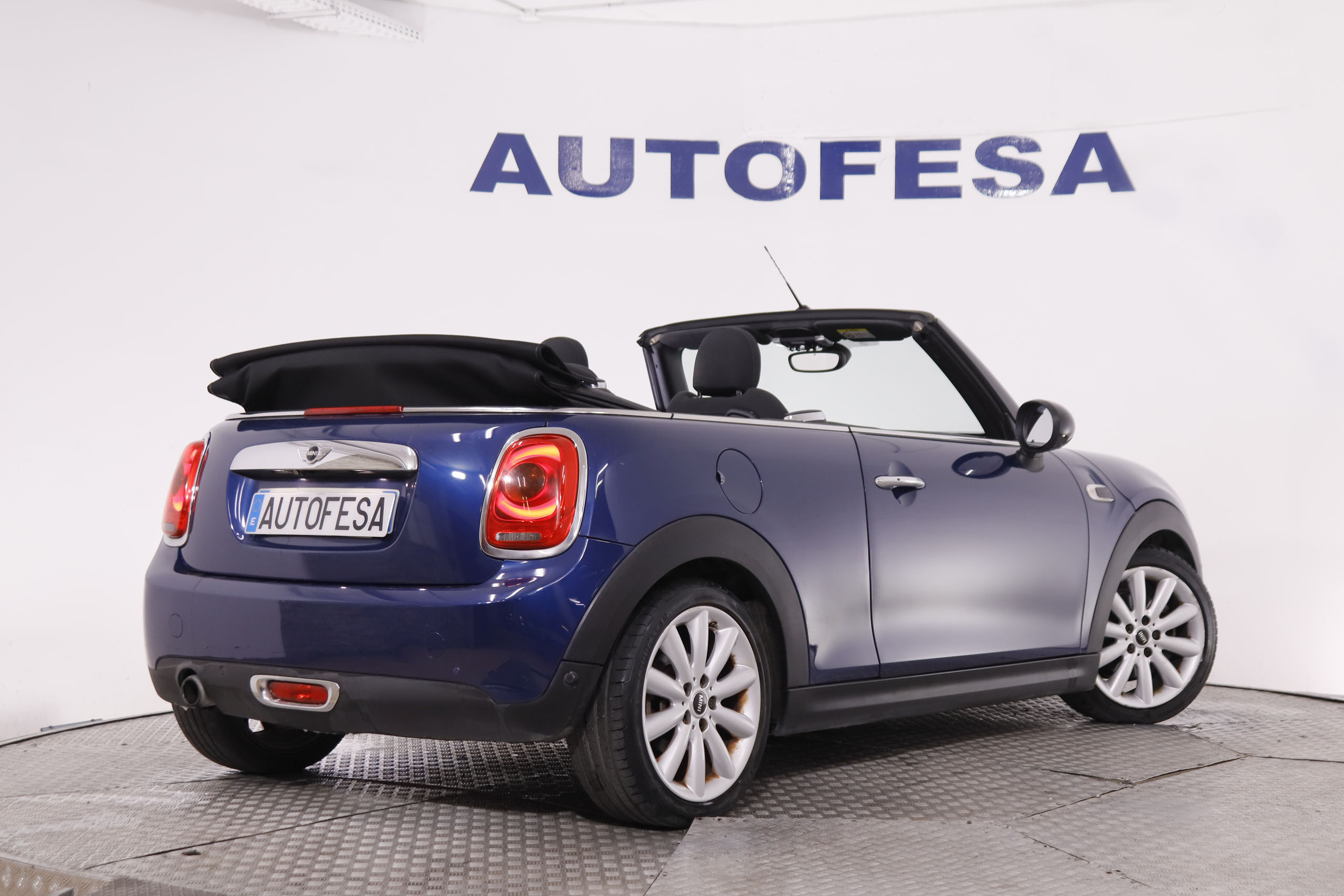 Mini Cooper Cabrio 1.5 CABRIO FINTION EXQUISITE AUTO 136CV 2P # NAVY, PARKTRONIC foto 13