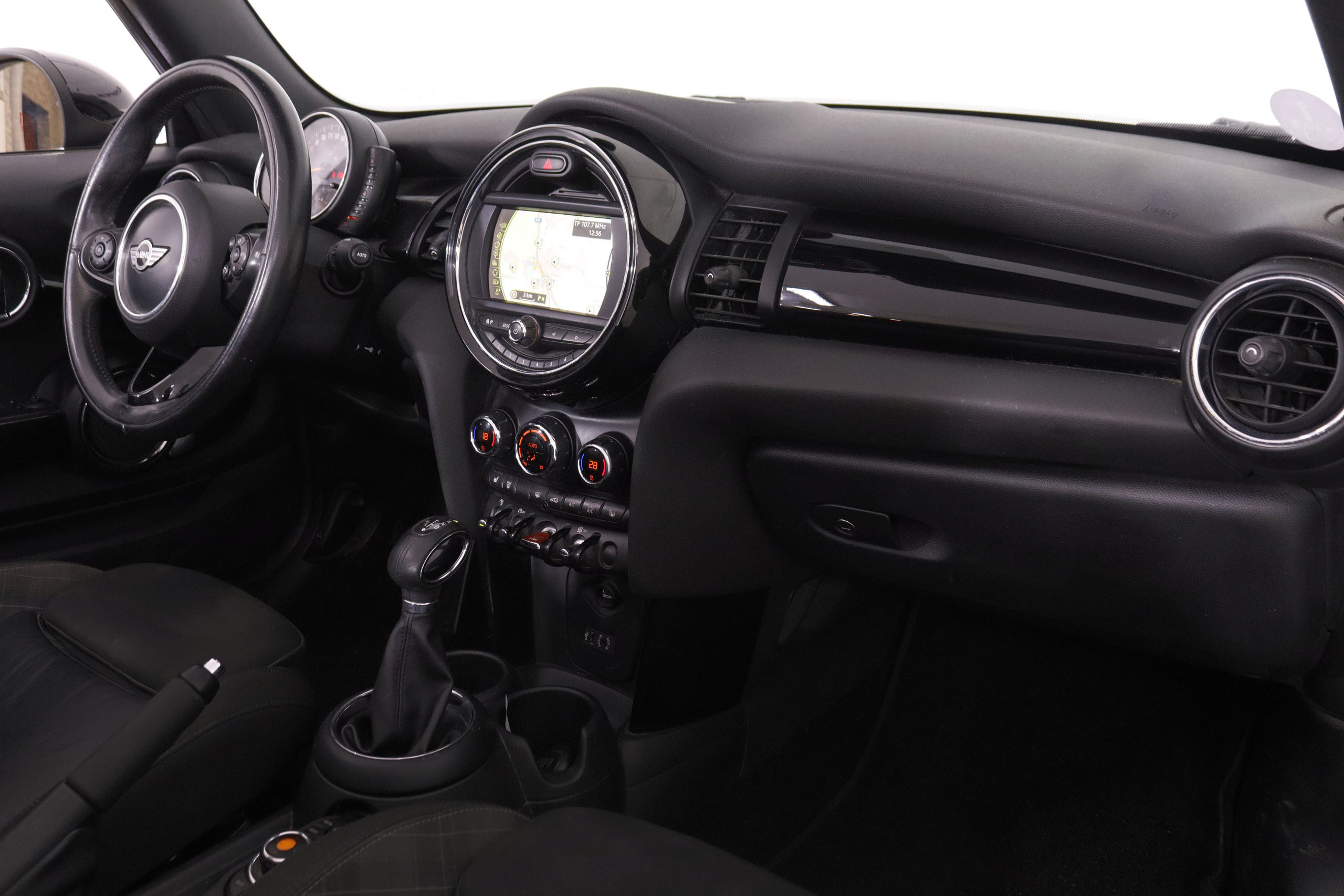 Mini Cooper Cabrio 1.5 CABRIO FINTION EXQUISITE AUTO 136CV 2P # NAVY, PARKTRONIC foto 21