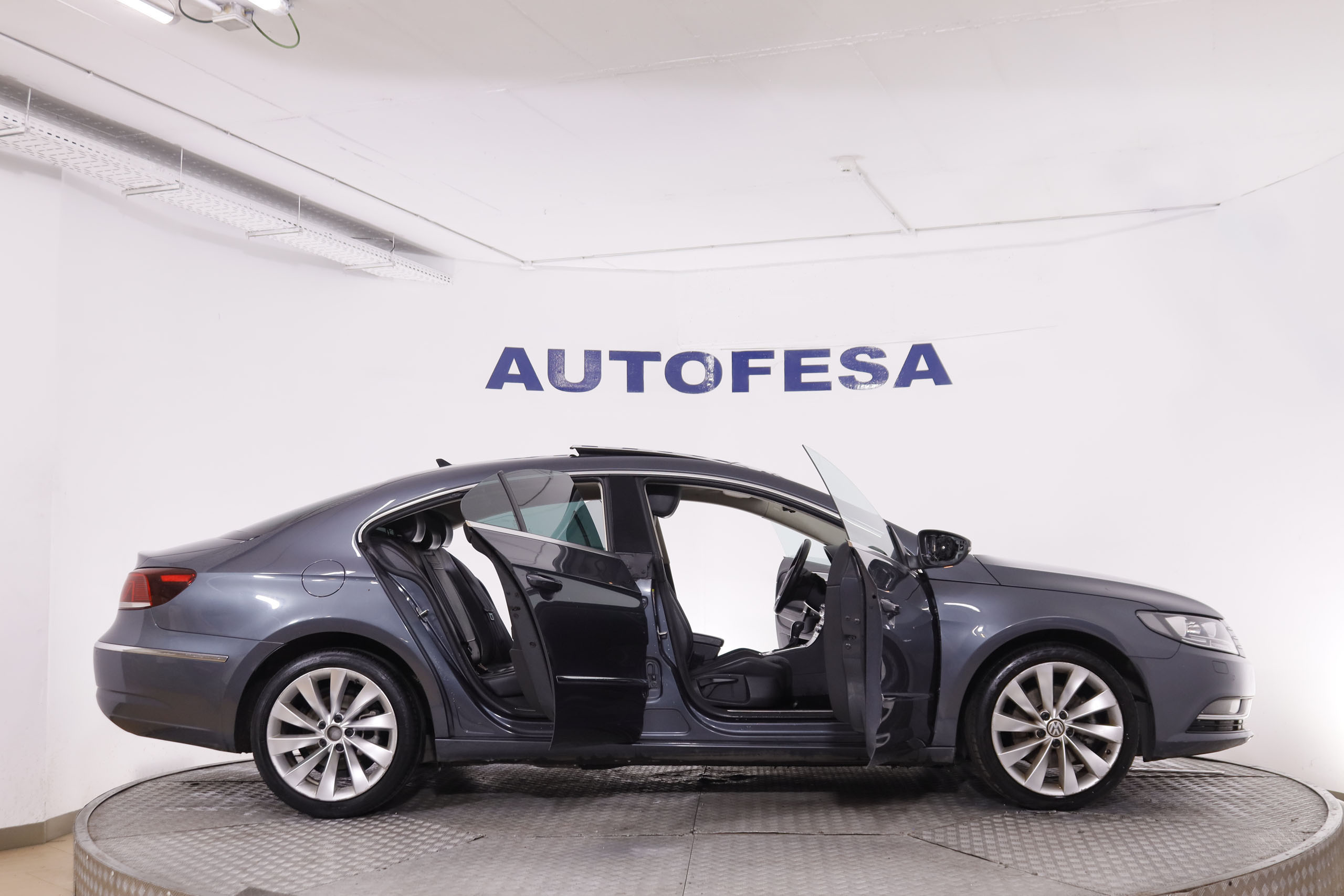 Volkswagen Cc 2.0 TDI EXCLUSIVE AUTO 140CV 4P # TECHO ELECTRICO, NAVY, PARKTRONIC foto 11