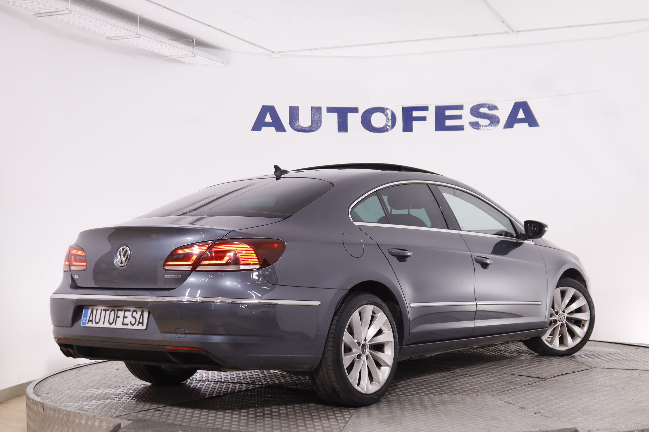 Volkswagen Cc 2.0 TDI EXCLUSIVE AUTO 140CV 4P # TECHO ELECTRICO, NAVY, PARKTRONIC foto 5