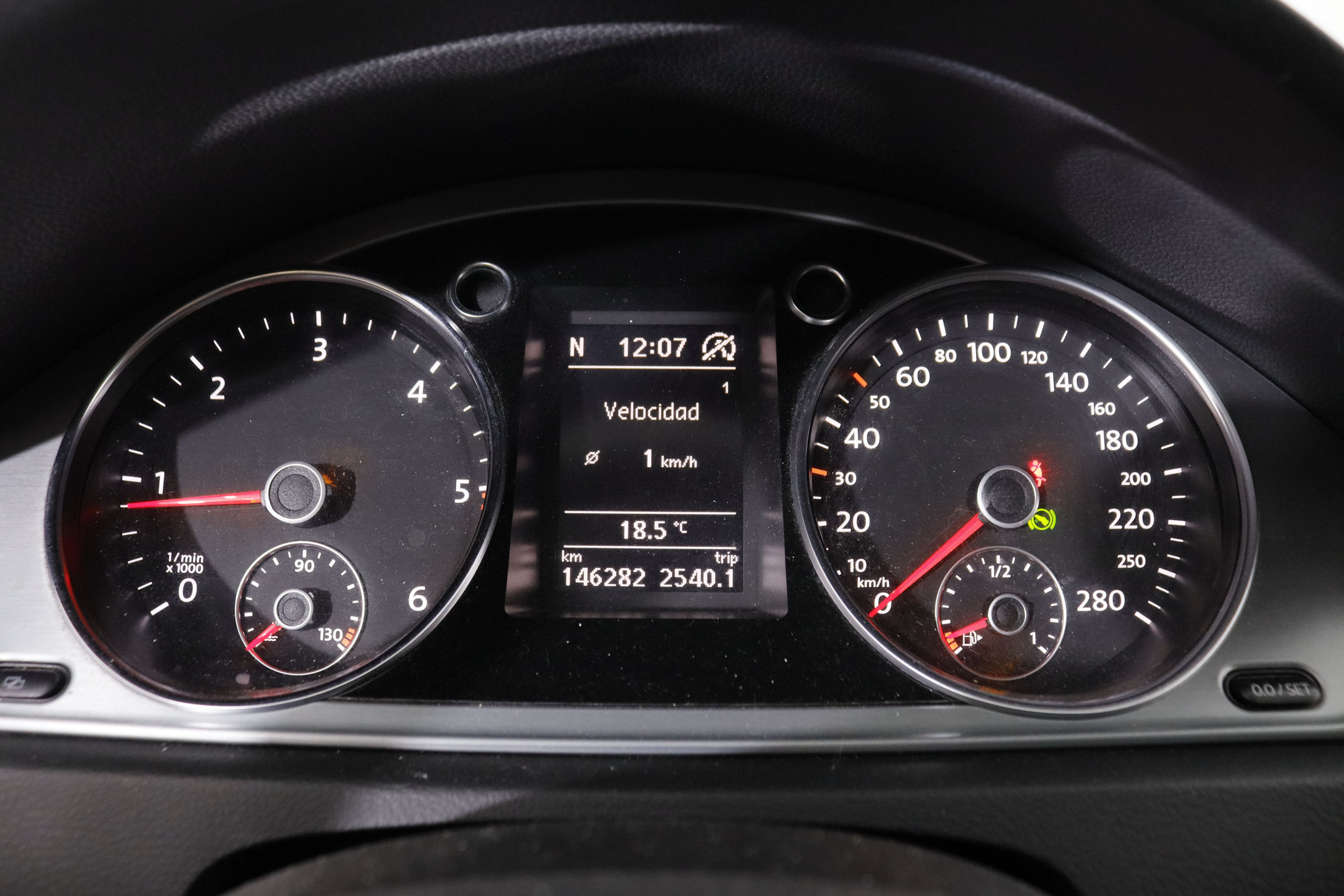 Volkswagen Cc 2.0 TDI EXCLUSIVE AUTO 140CV 4P # TECHO ELECTRICO, NAVY, PARKTRONIC foto 18