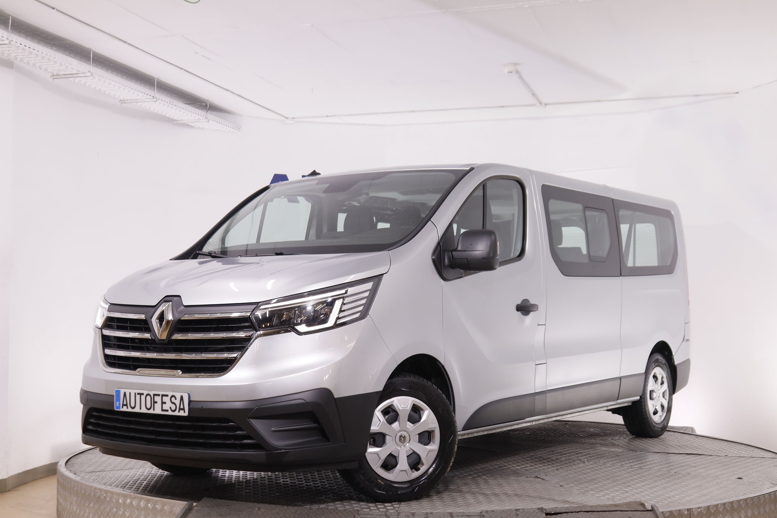 Renault Trafic 2.0 DCI L2 ENERGY ZEN 150CV 9 PLAZAS 5P # IVA DEDUCIBLE, PARKTRONIC foto 1