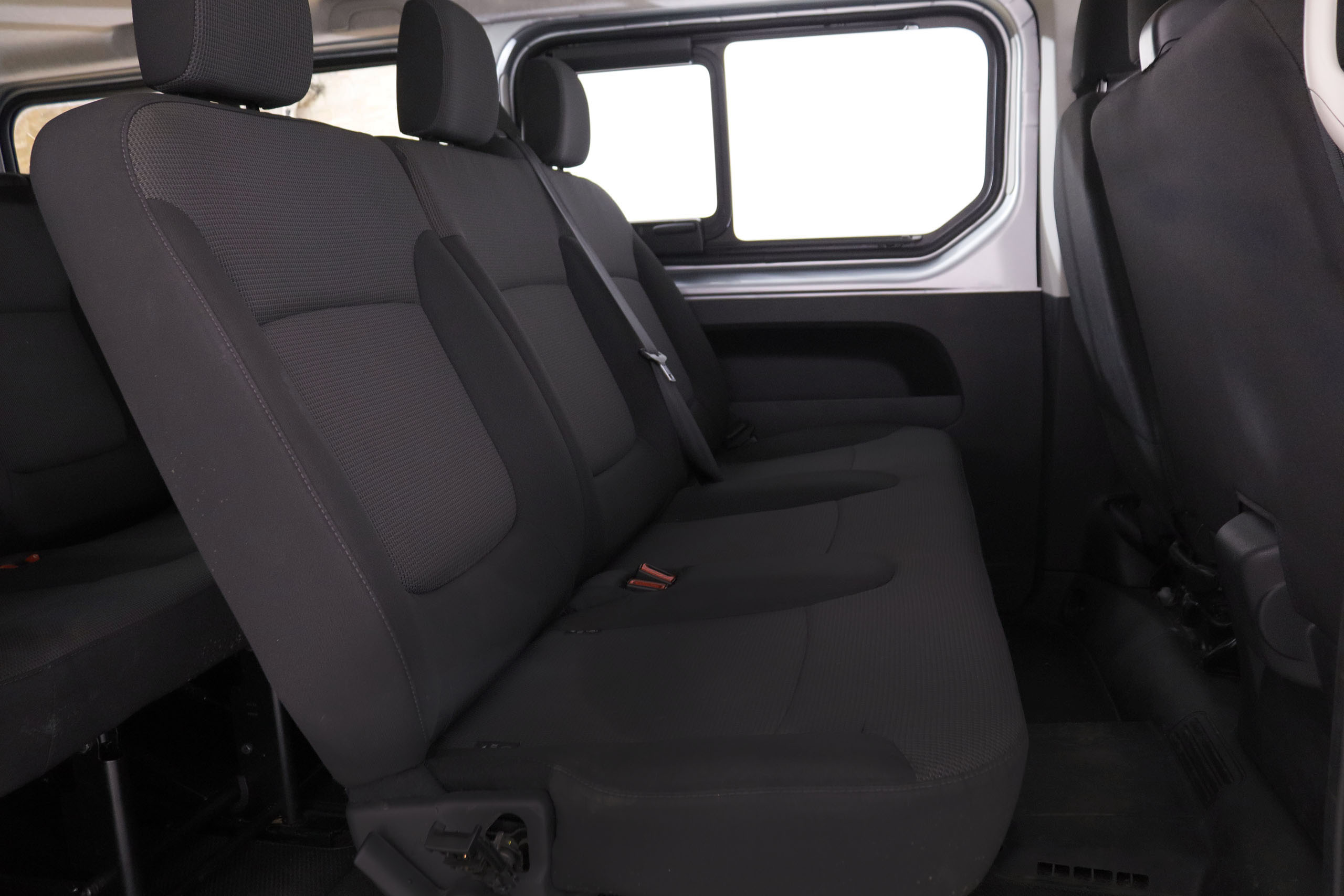 Renault Trafic 2.0 DCI L2 ENERGY ZEN 150CV 9 PLAZAS 5P # IVA DEDUCIBLE, PARKTRONIC foto 24