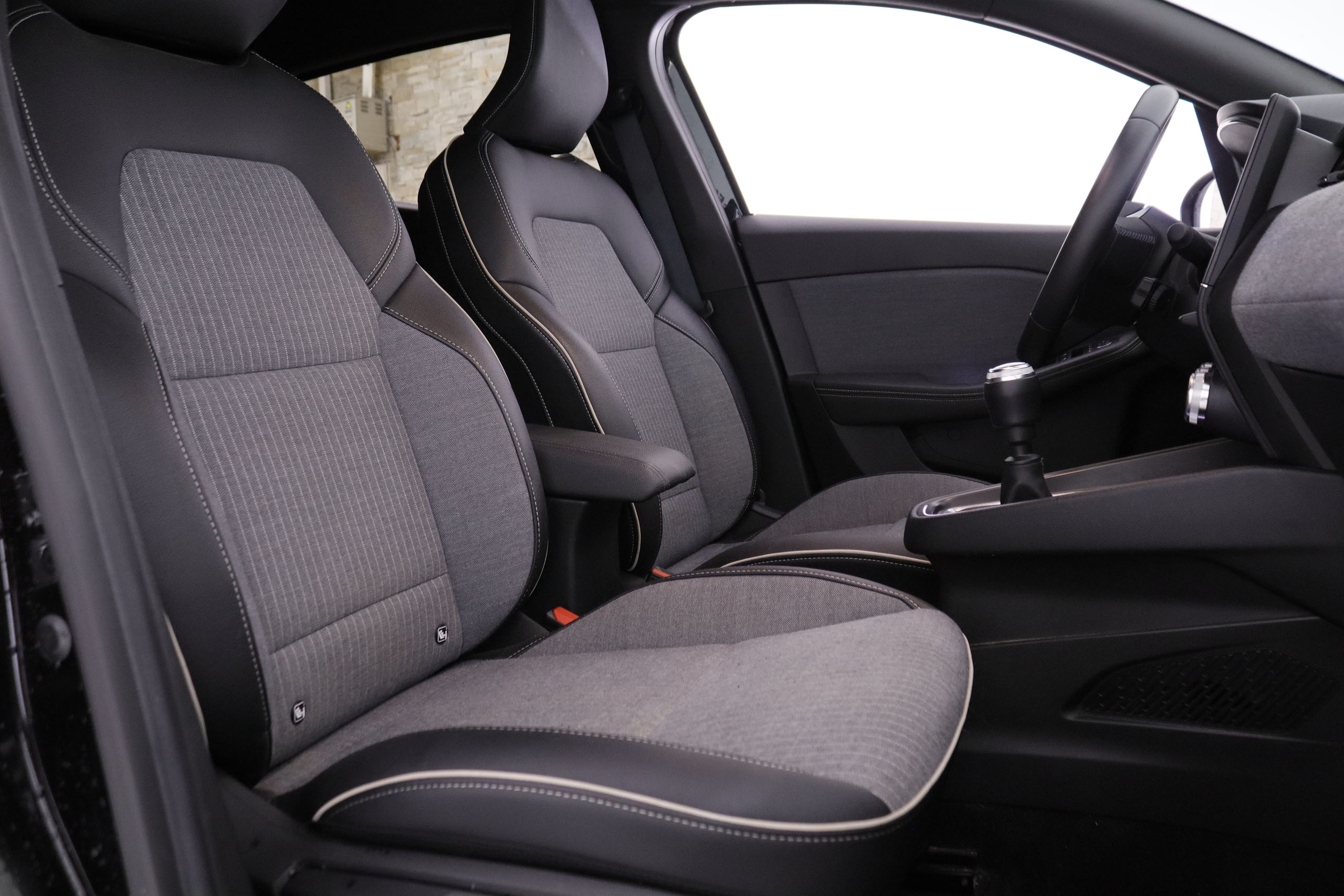 Renault Clio 1.3 TCE INTENS 140CV 5P # IVA DEDUCIBLE, NAVY, PARKTRONIC foto 22