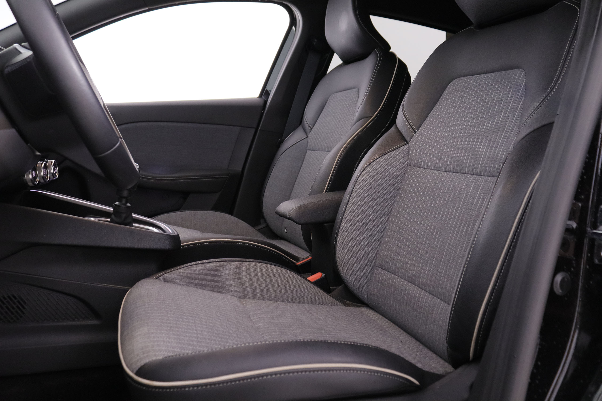 Renault Clio 1.3 TCE INTENS 140CV 5P # IVA DEDUCIBLE, NAVY, PARKTRONIC foto 24