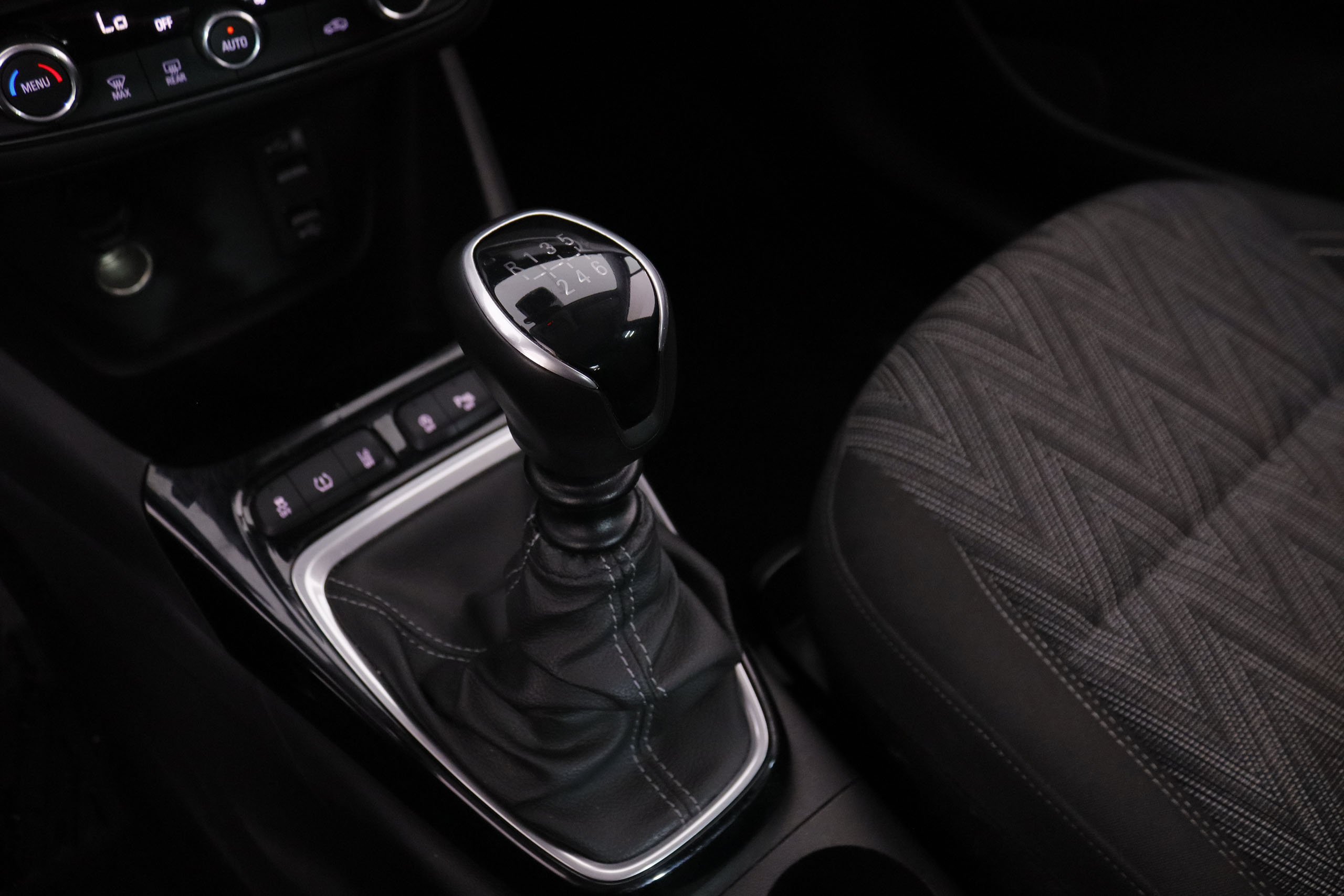 Opel Crossland X 1.5 D DESING 102CV 5P # NAVY, PARKTRONIC foto 24