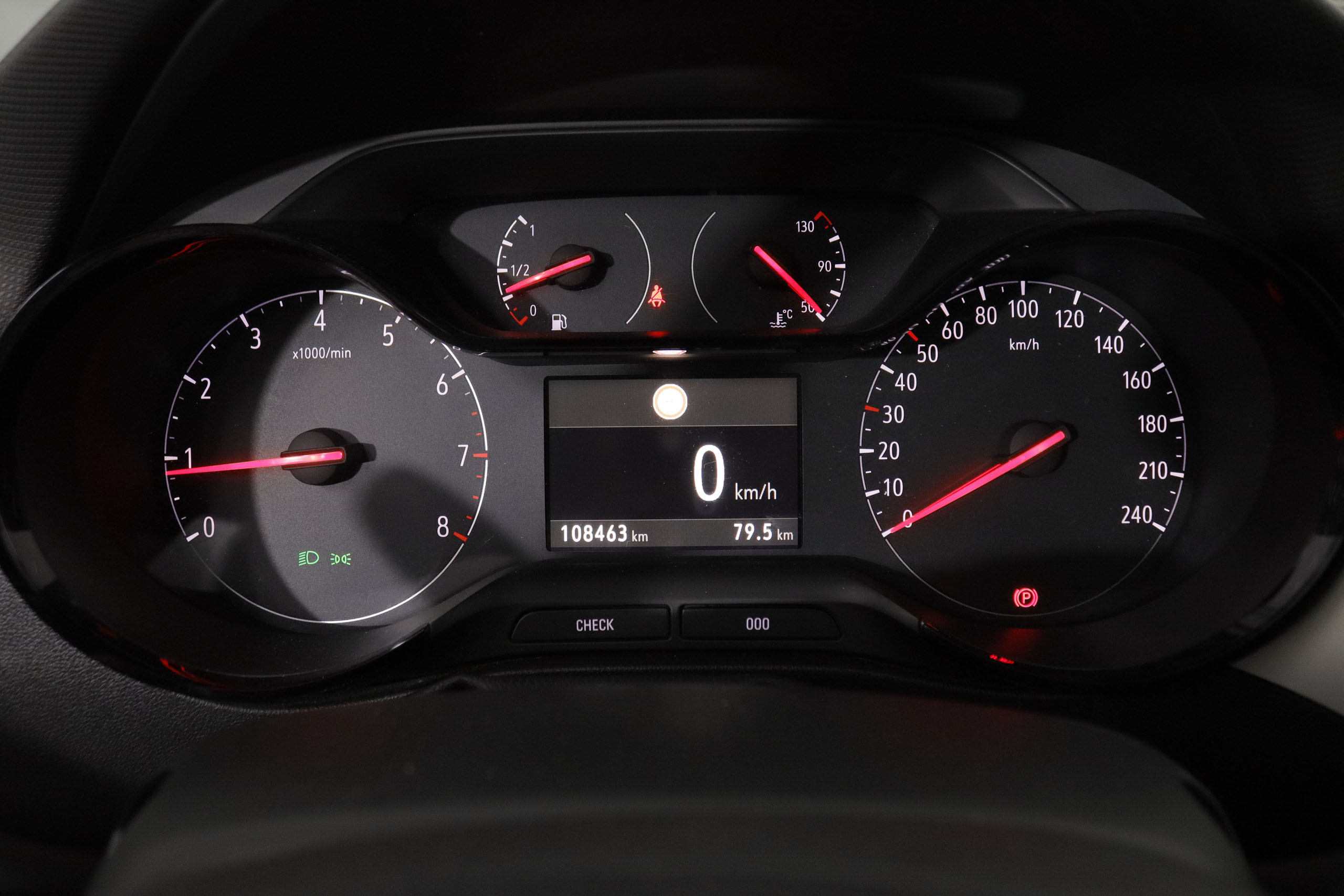 Opel Crossland X 1.5 D DESING 102CV 5P # NAVY, PARKTRONIC foto 17